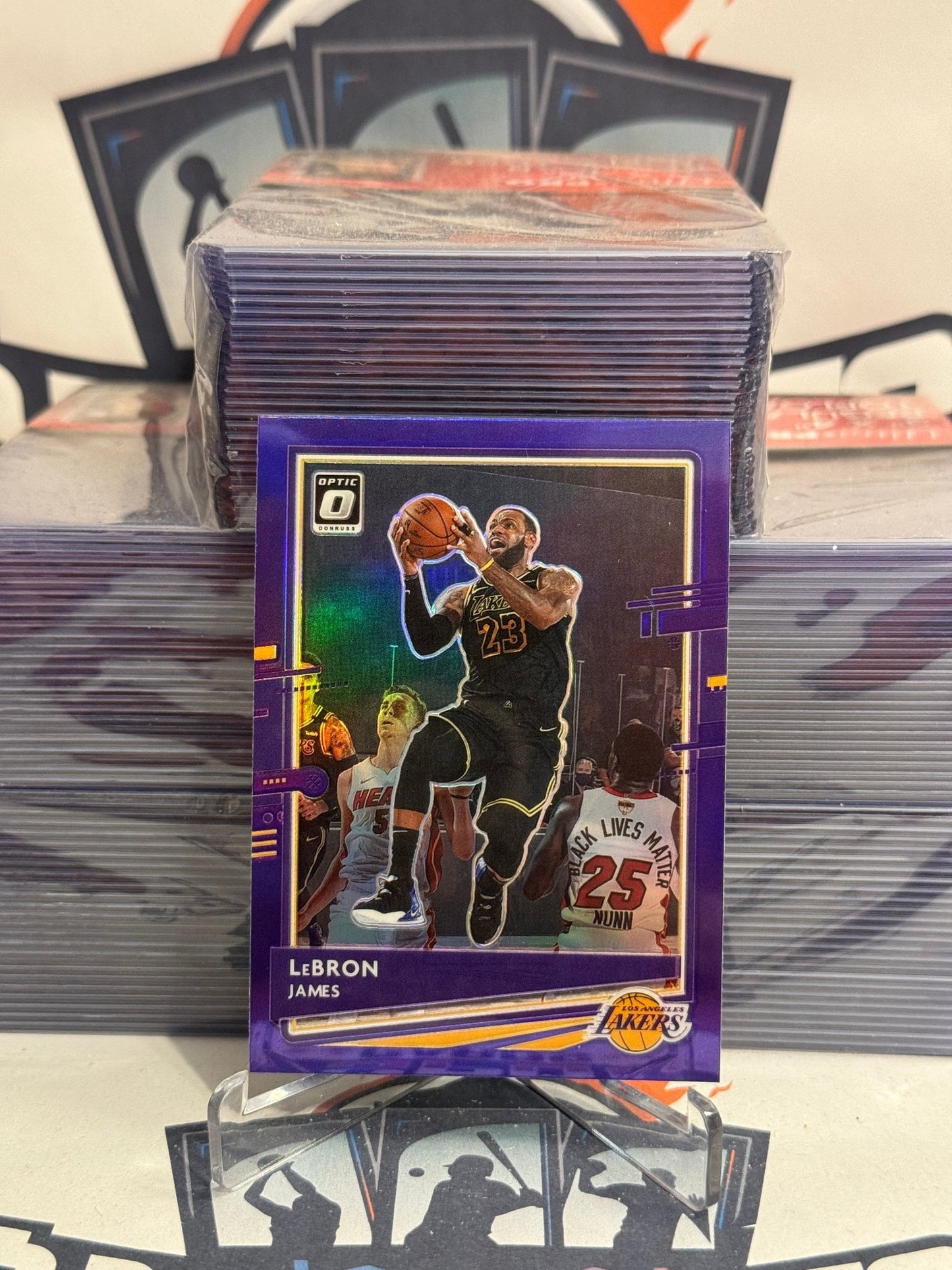 2021 Donruss Optic (Purple Prizm) LeBron James #13