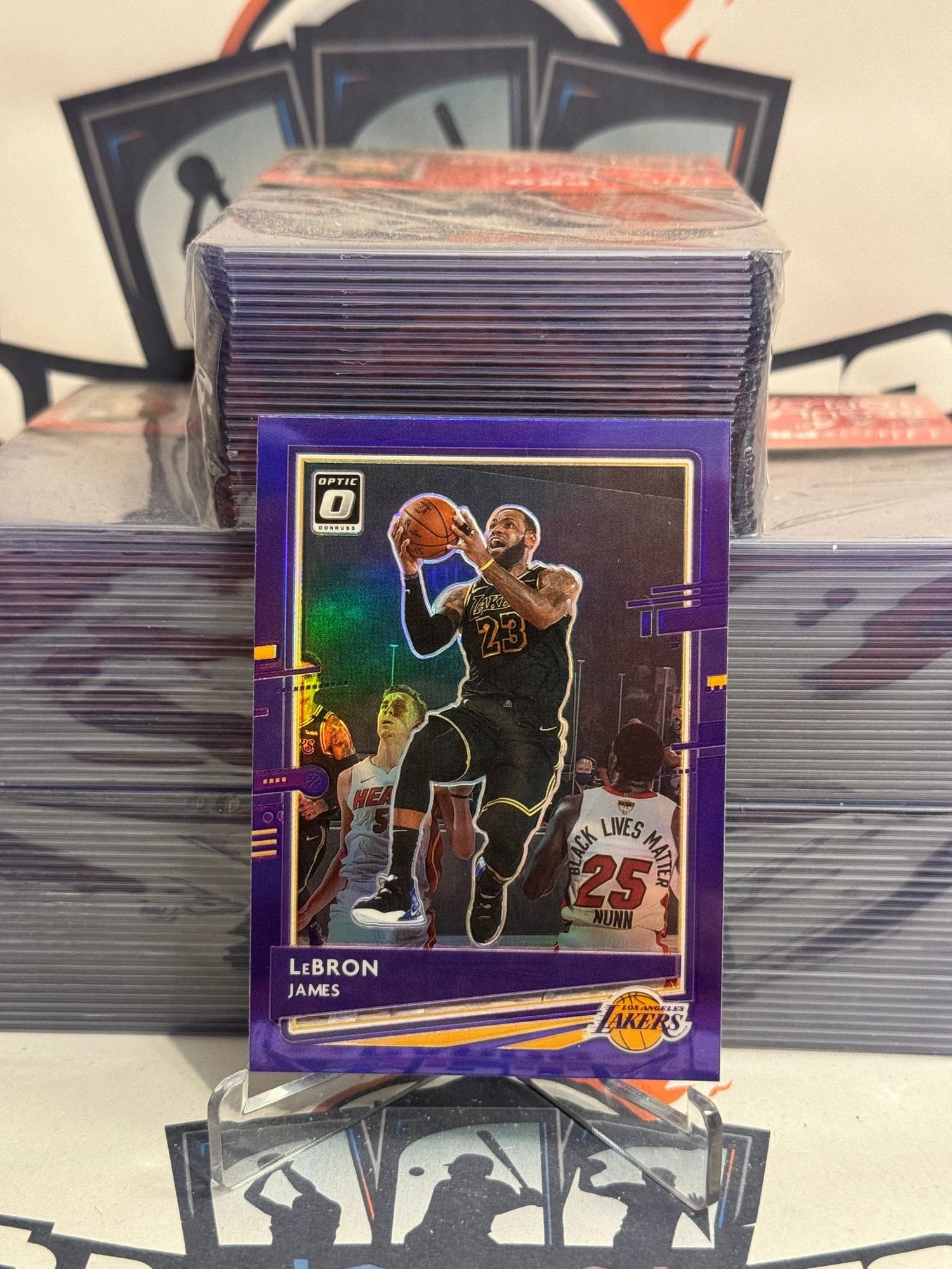 2021 Donruss Optic (Purple Prizm) LeBron James #13