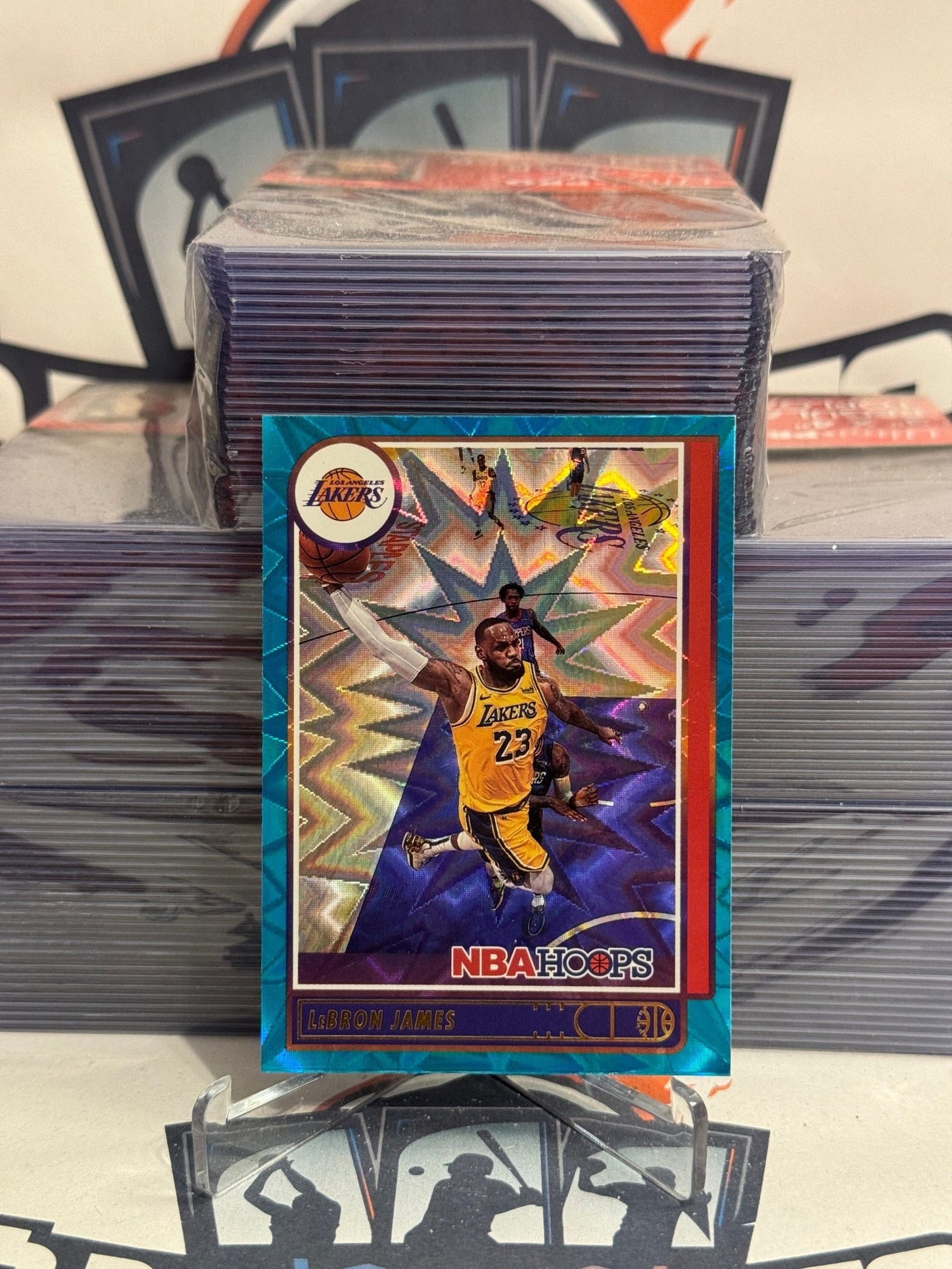 2021 NBA Hoops (Teal Explosion) LeBron James #136