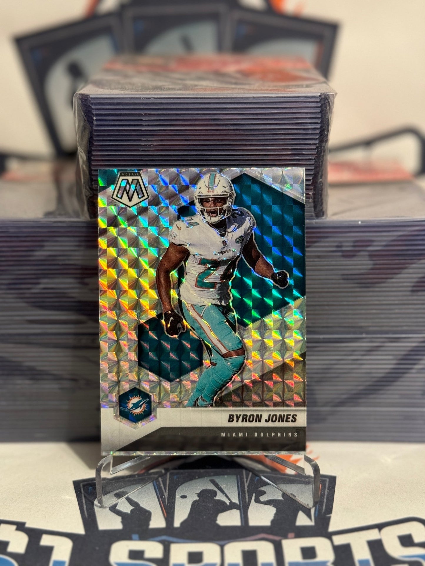 2021 Panini Mosaic (Mosaic Prizm) Byron Jones #127