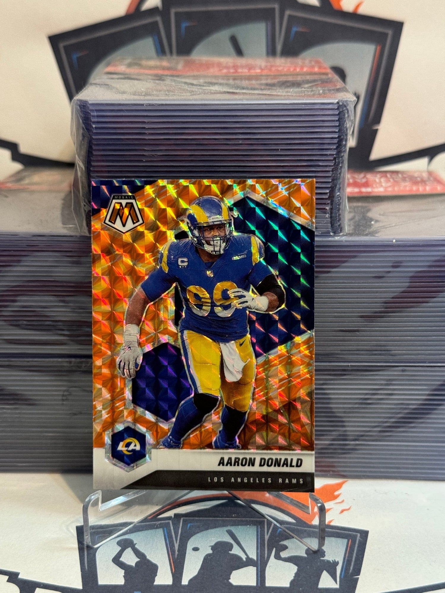 2021 Panini Mosaic (Orange Reactive Prizm) Aaron Donald #120