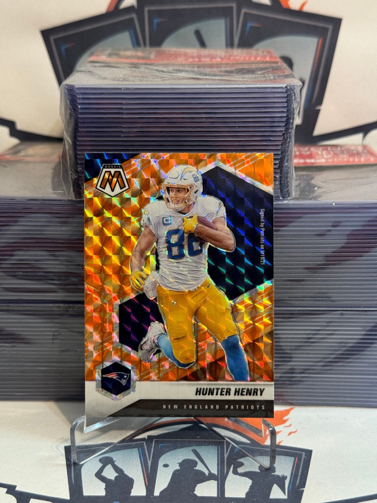 2021 Panini Mosaic (Orange Reactive Prizm) Hunter Henry #138