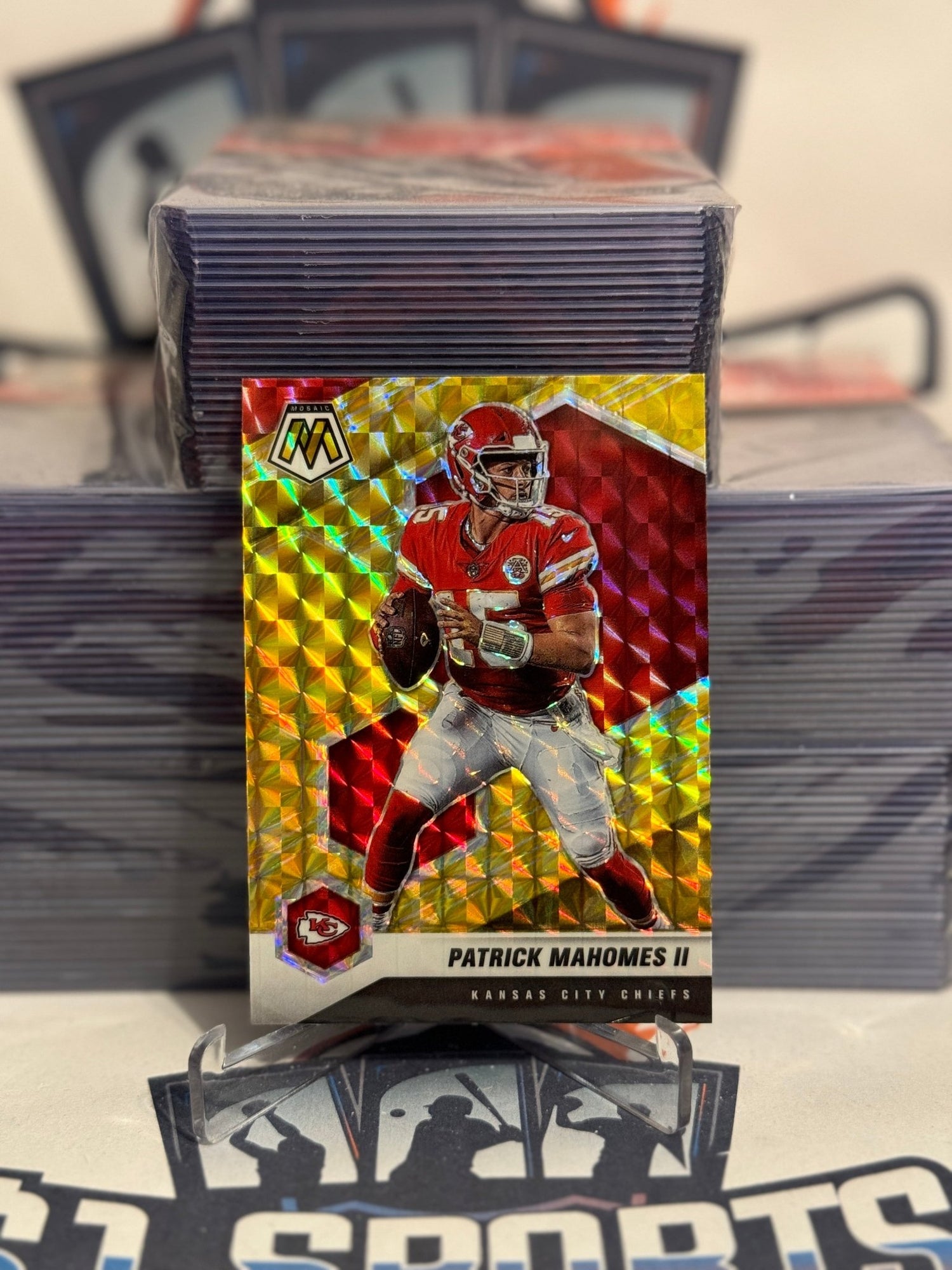 2021 Panini Mosaic (Yellow Reactive Prizm, Patrick Mahomes II #1