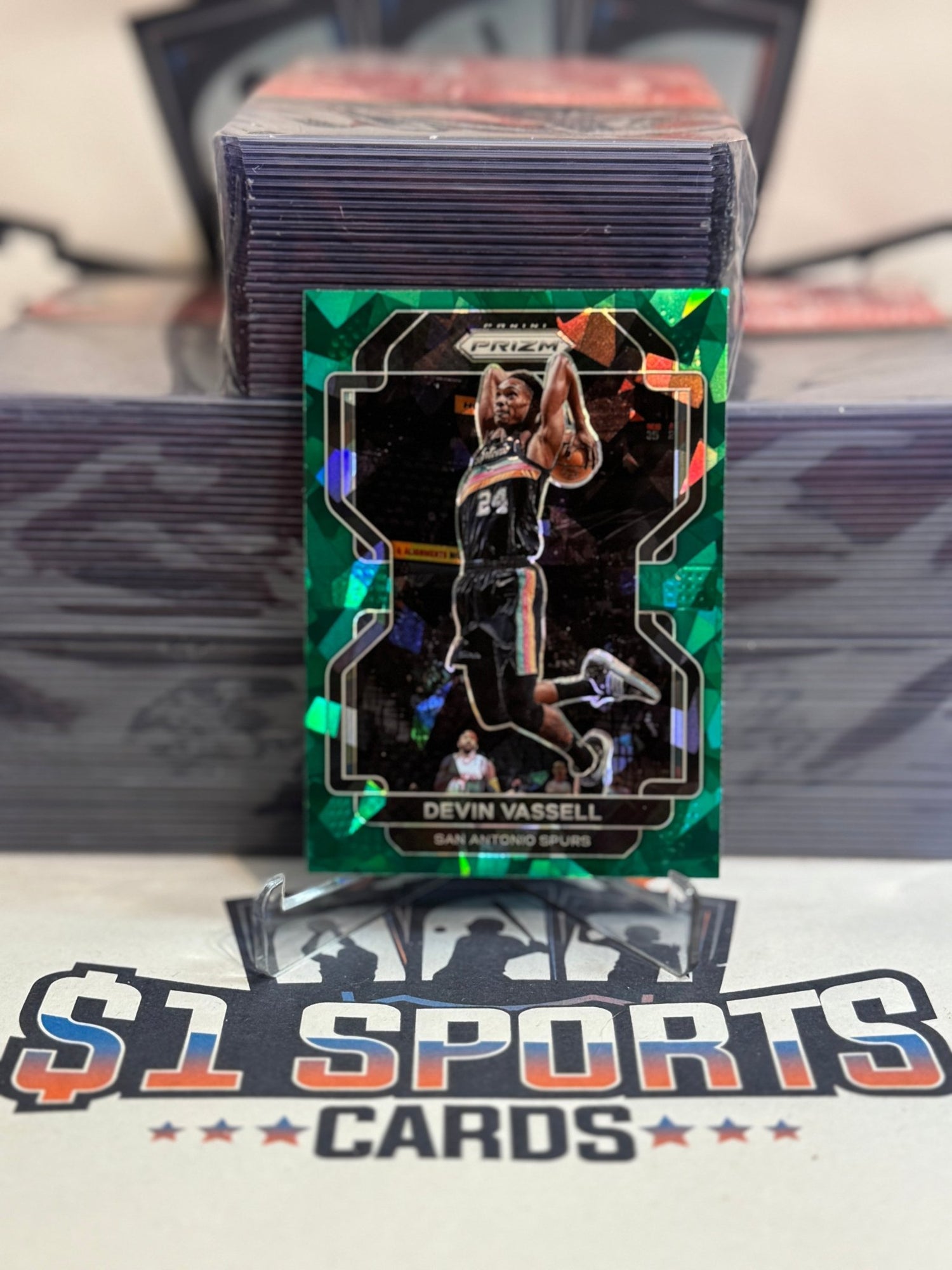 2021 Panini Prizm (Green Ice Prizm) Devin Vassell #130