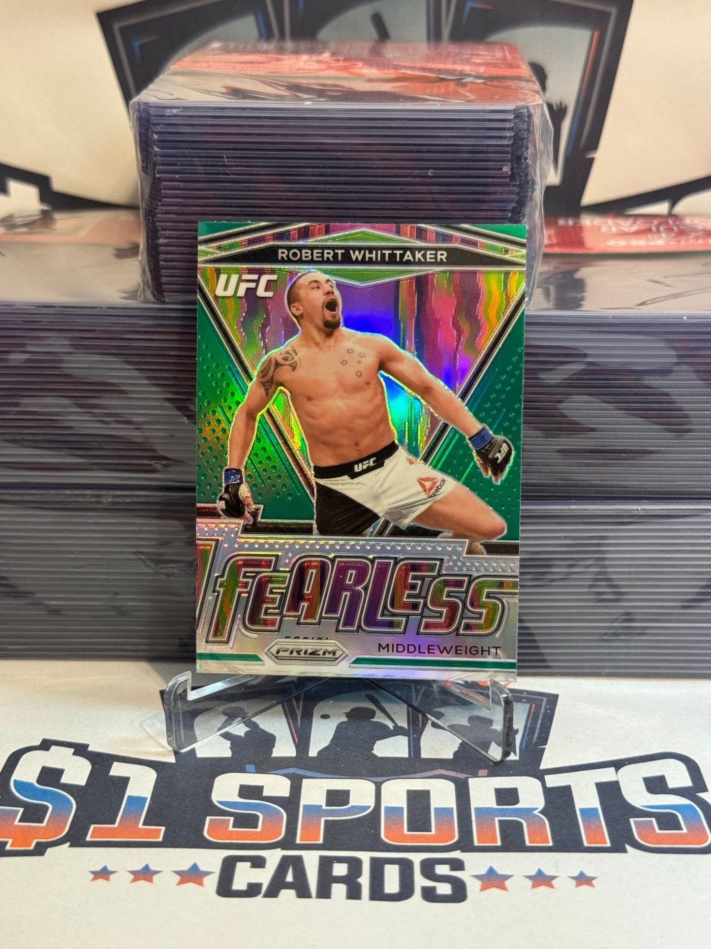 2021 Panini Prizm UFC (Green Prizm, Fearless) Robert Whittaker #10