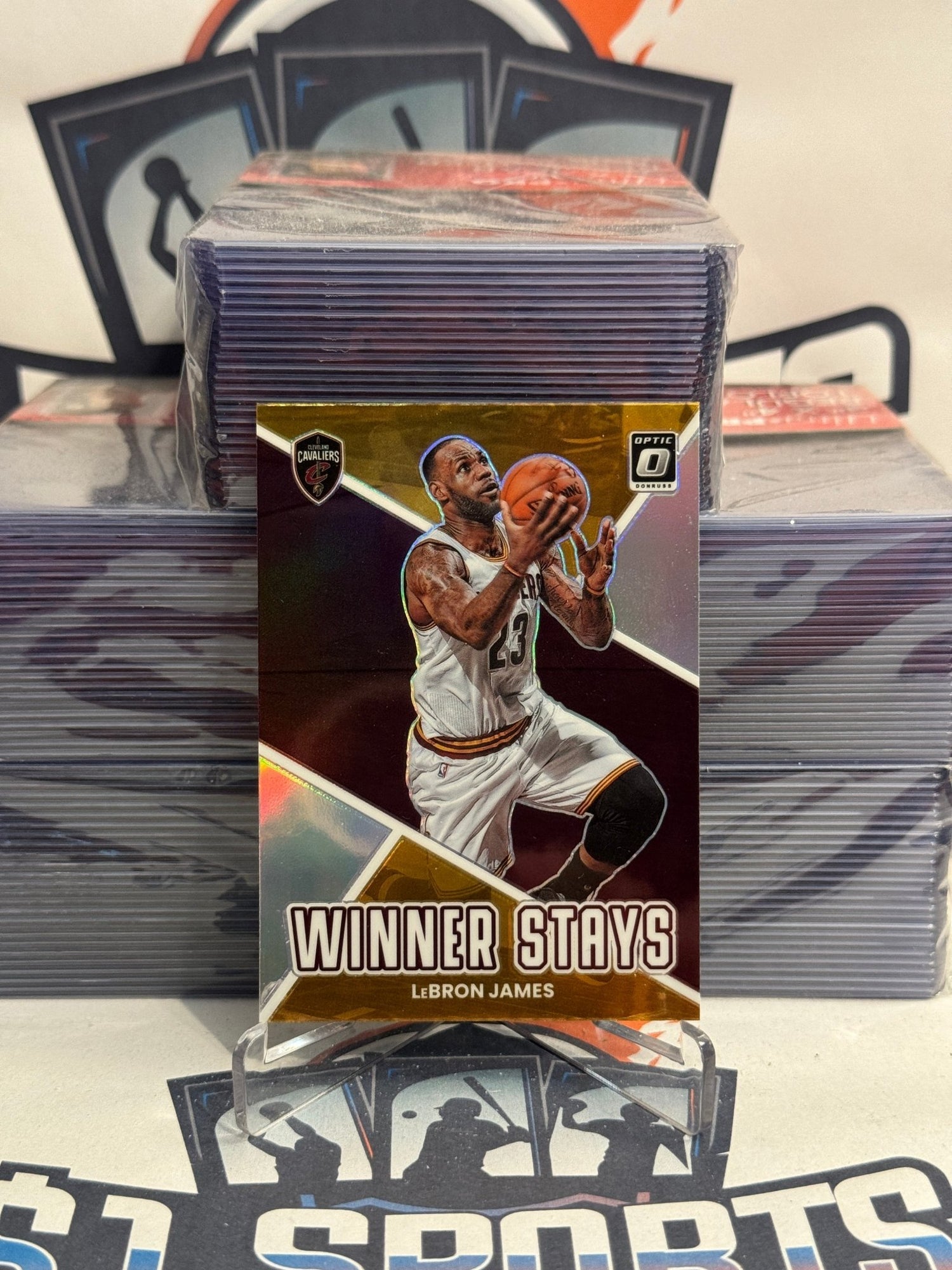 2022 Donruss Optic (Holo Prizm, Winner Stays) LeBron James #2