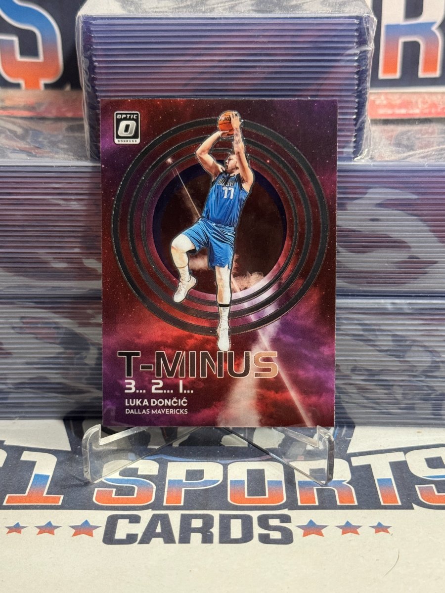 2022 Donruss Optic (T - Minus 3, 2, 1) Luka Doncic 7
