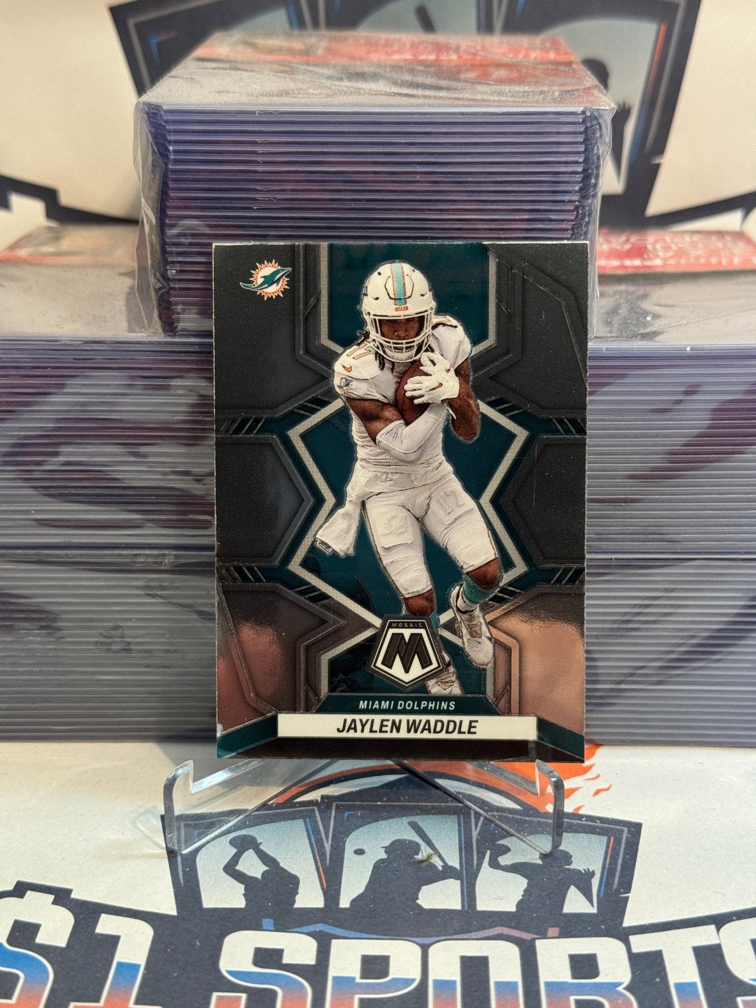 2022 Panini Mosaic (2nd Year) Jaylen Waddle #122