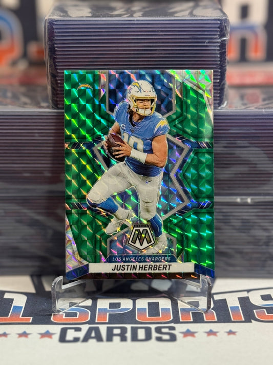 2022 Panini Mosaic (Green Prizm) Justin Herbert 101