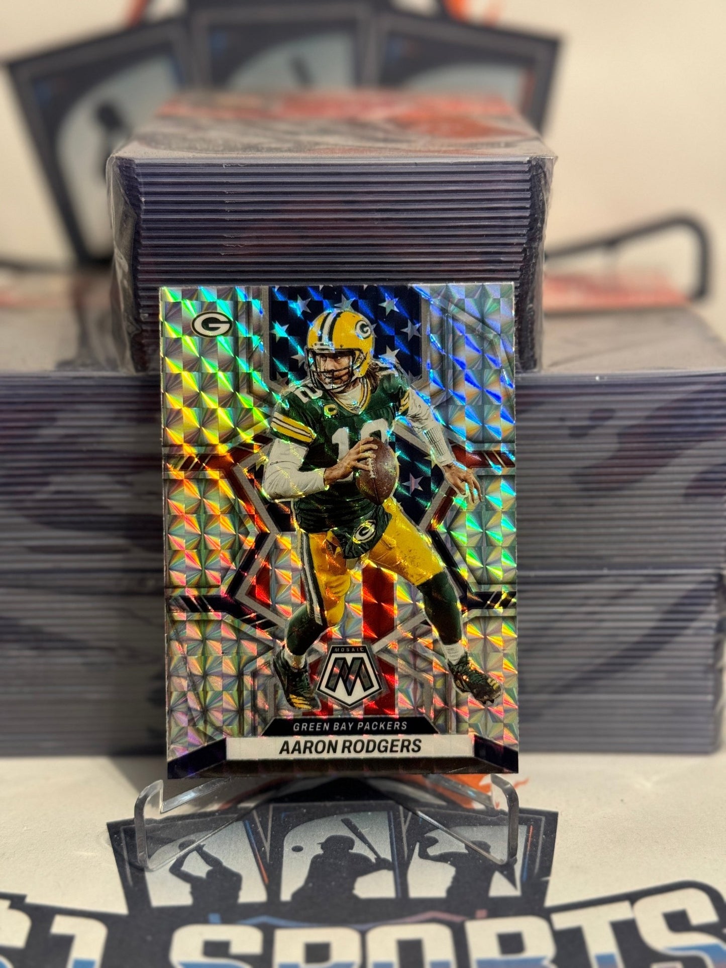 2022 Panini Mosaic (Mosaic Prizm, National Pride) Aaron Rodgers #252