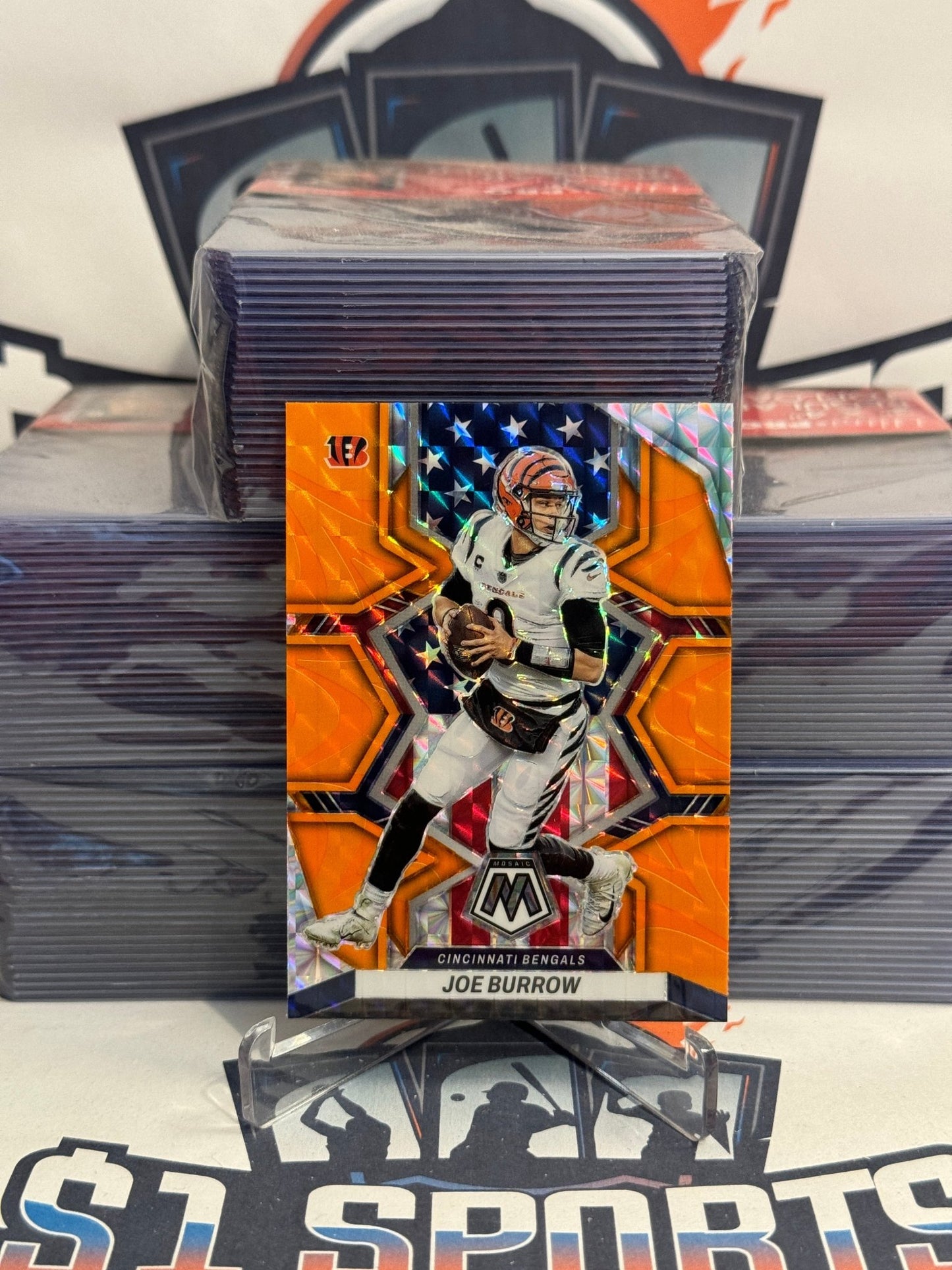 2022 Panini Mosaic (Orange Reactive Prizm, National Pride) Joe Burrow #255