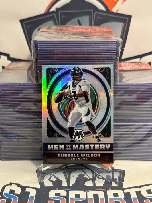 2022 Panini Mosaic (Silver Prizm, Men of Mastery) Russell Wilson #MM-3