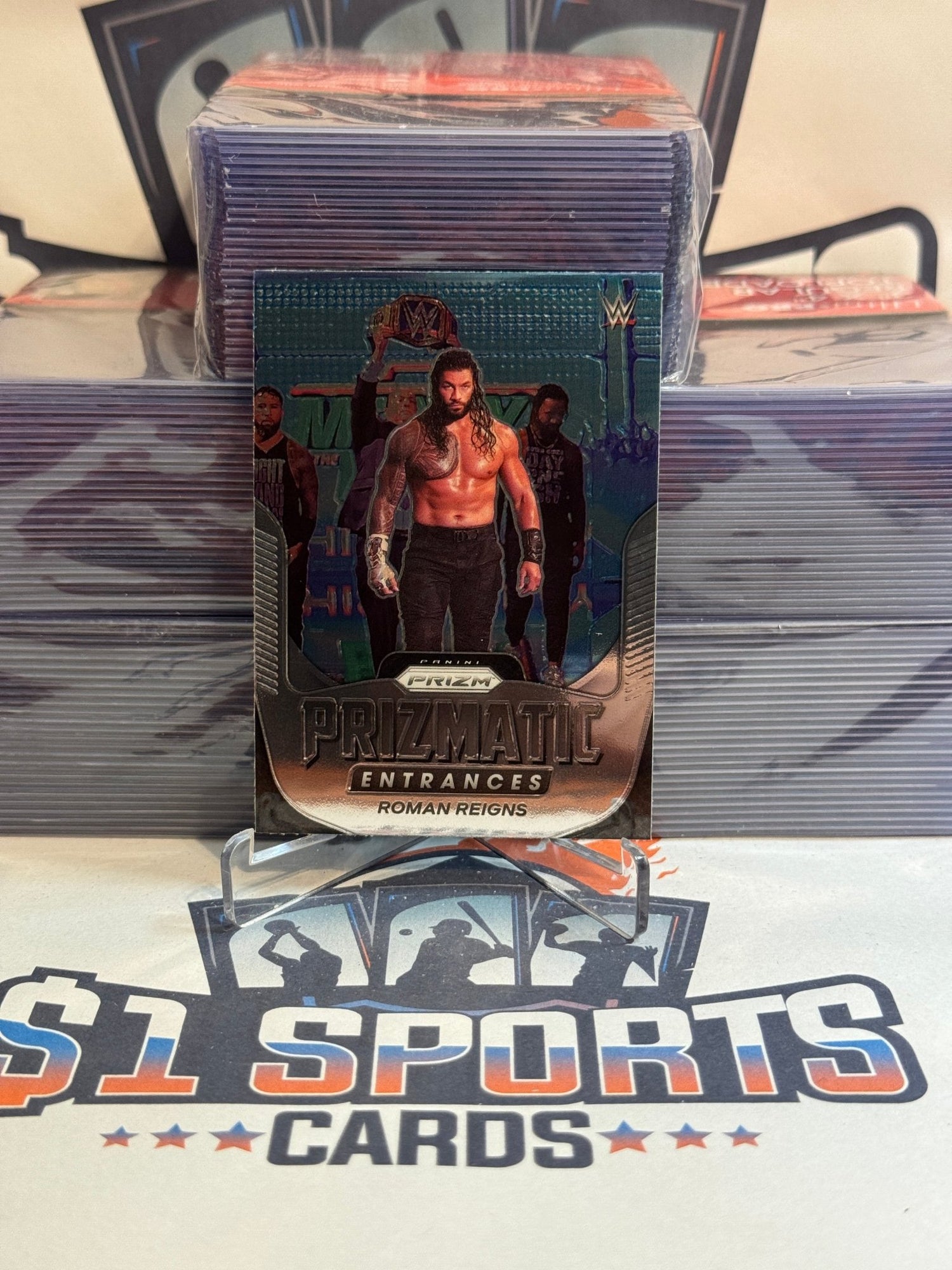 2022 Panini Prizm WWE (Prizmatic Entrances) Roman Reigns #10