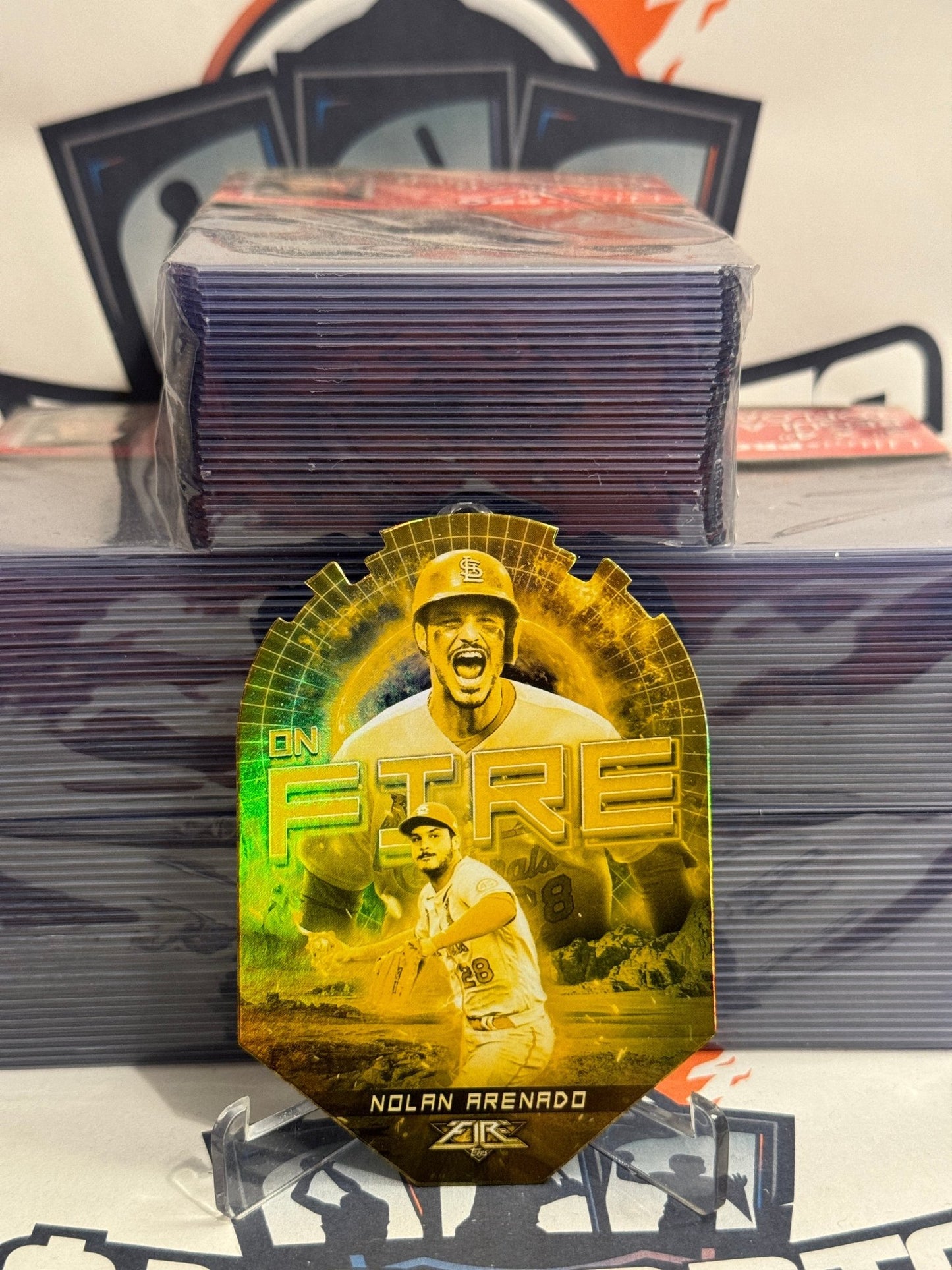 2022 Topps Fire (Gold Minted, En Fuego Die Cut) Nolan Arenado #EF-13