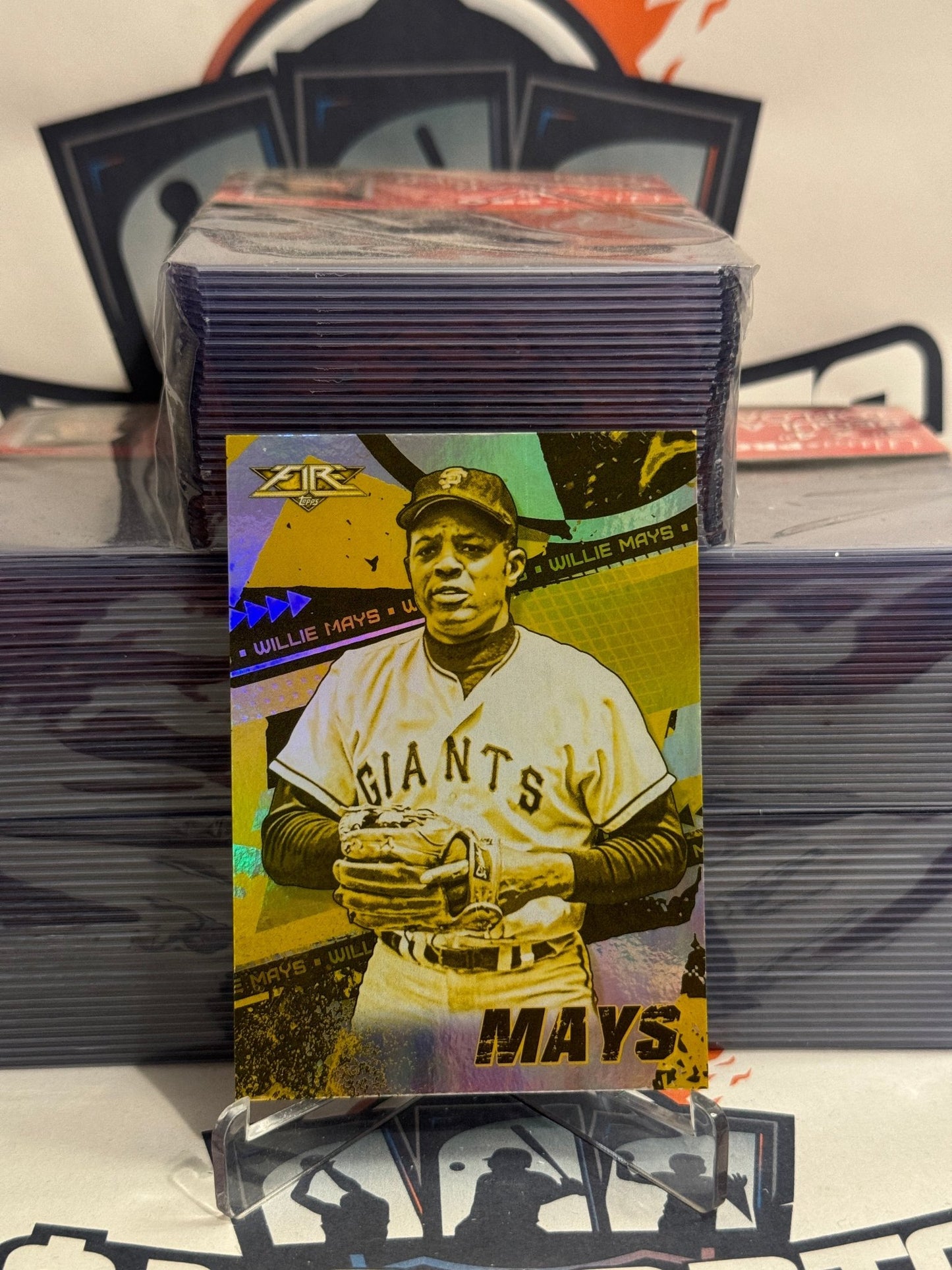 2022 Topps Fire (Gold Minted) Willie Mays #149