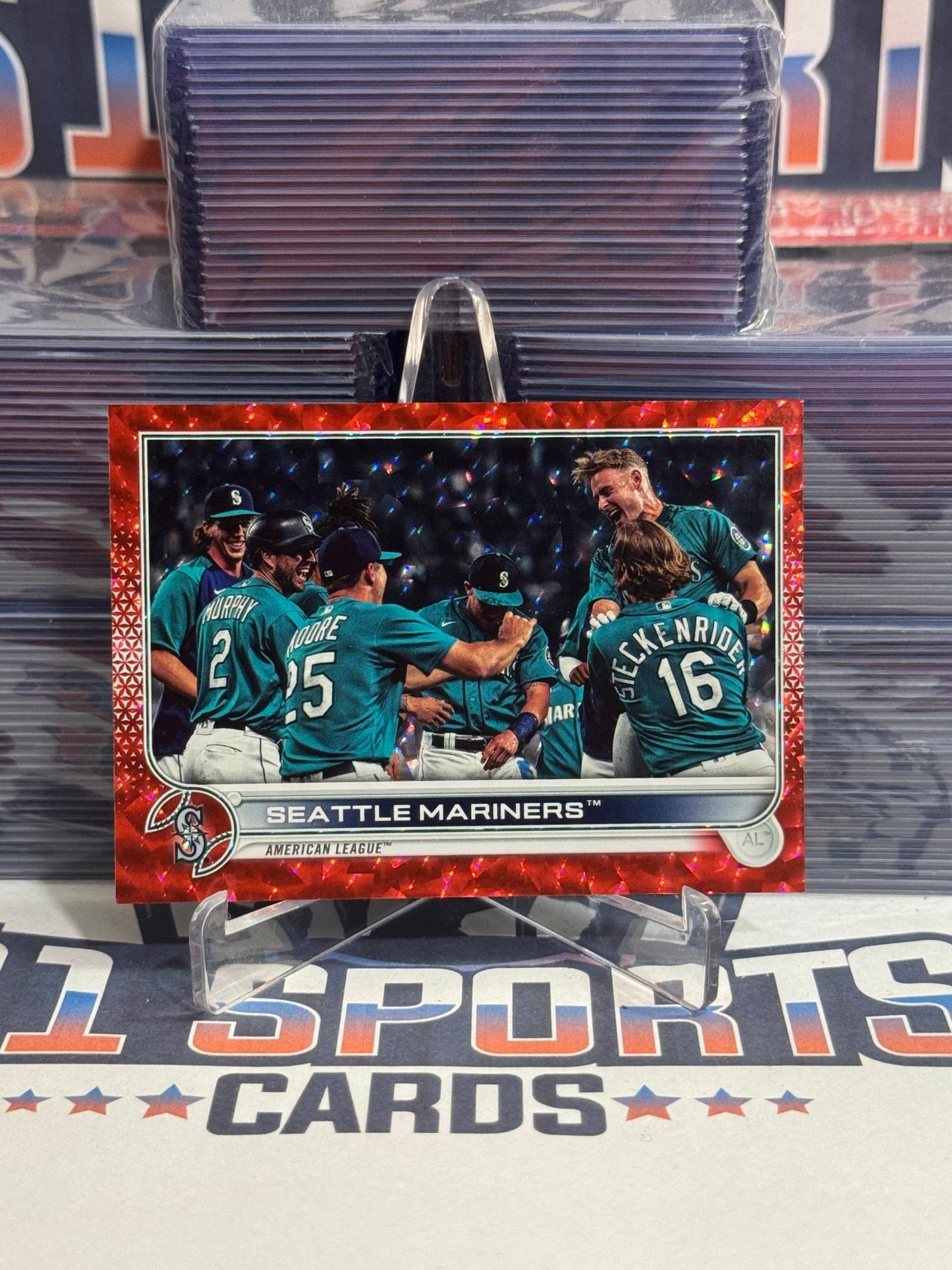 2022 Topps (Red Foil 16/199) Mariners Team Card 489