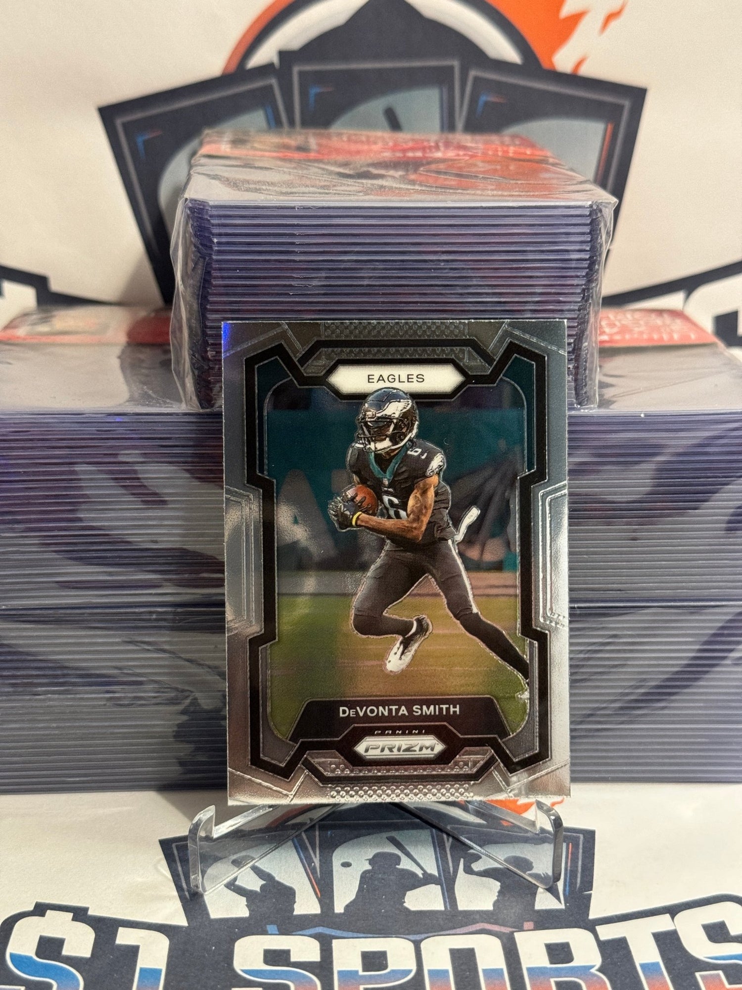 2023 Panini Prizm DeVonta Smith #240