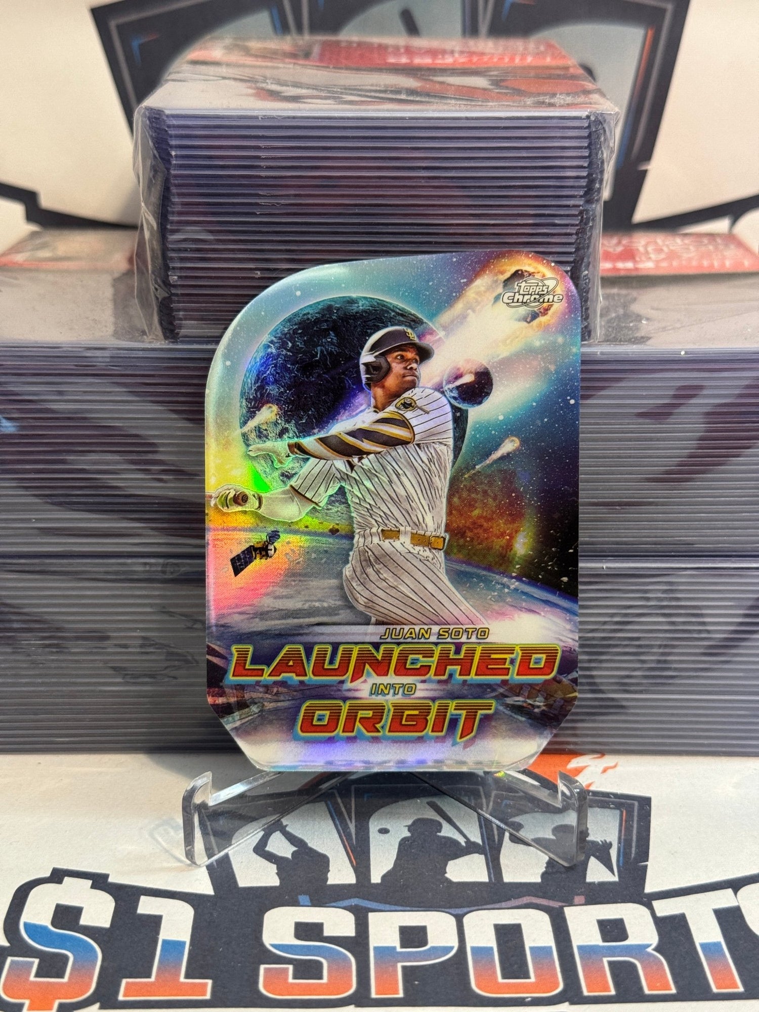 2023 Topps Chrome (Launched Into Orbit) Juan Soto #LIO - 3