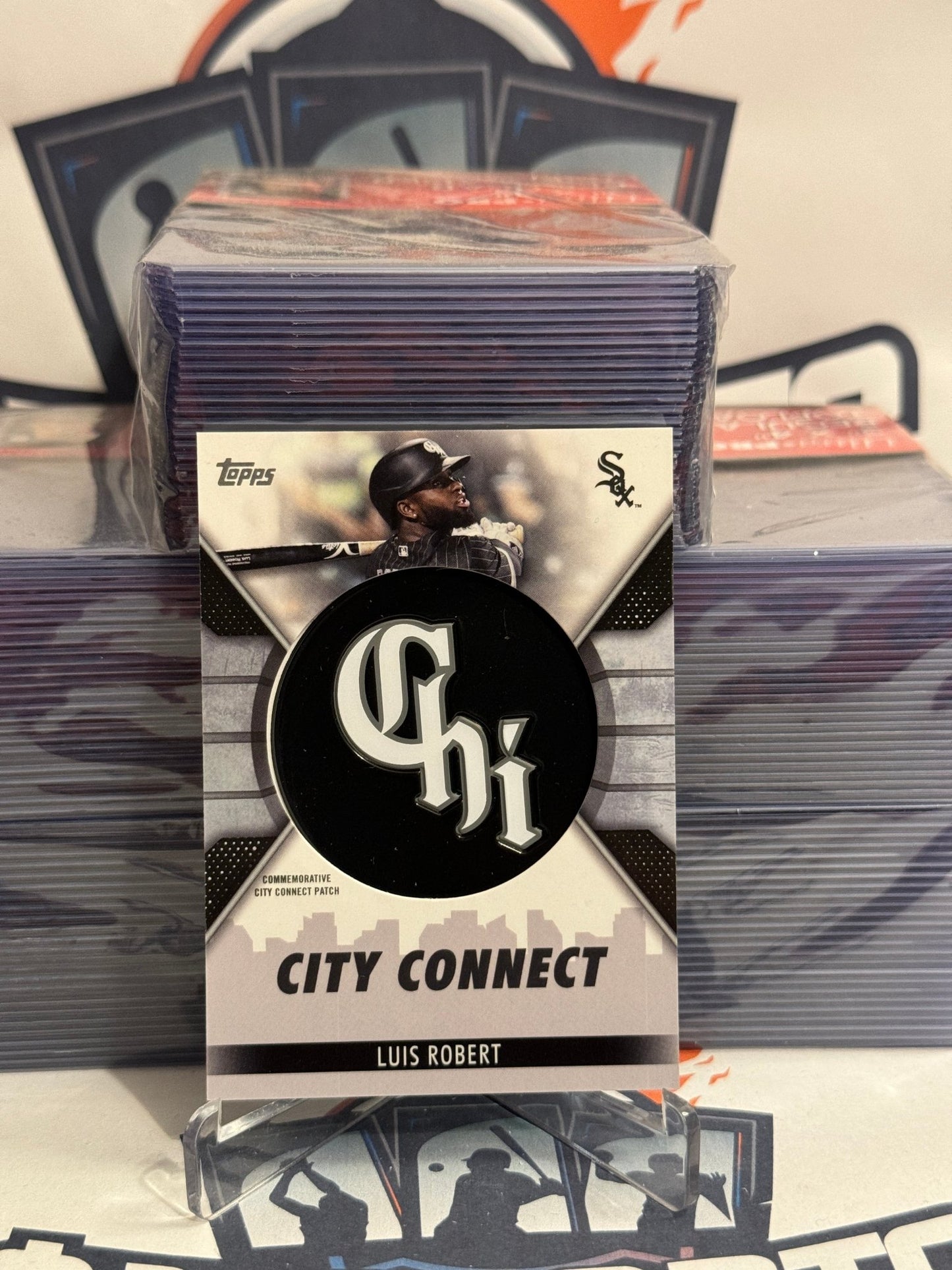 2023 Topps (City Connect Relic) Luis Robert #CC-LR