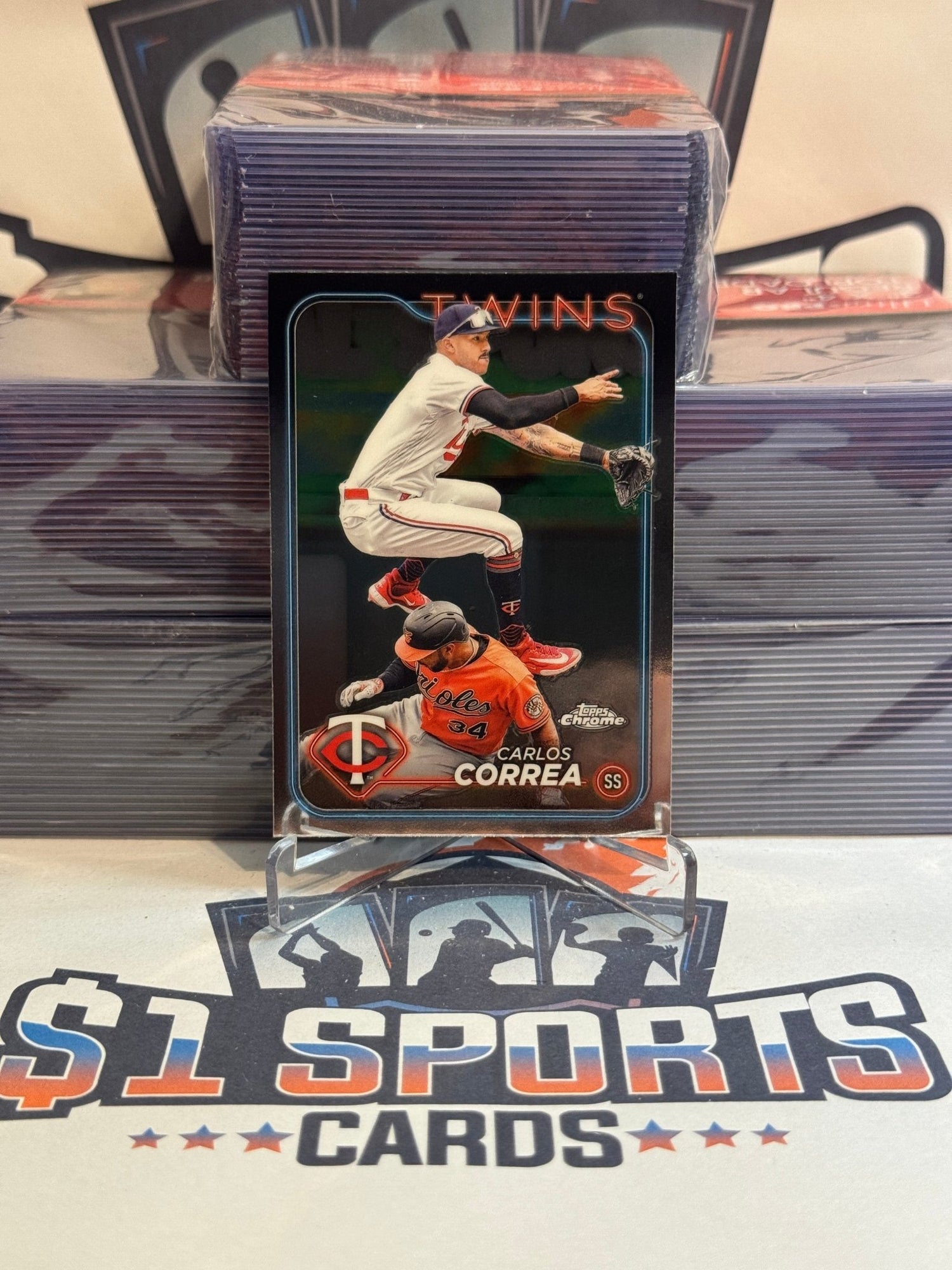 2024 Topps Chrome Carlos Correa #156