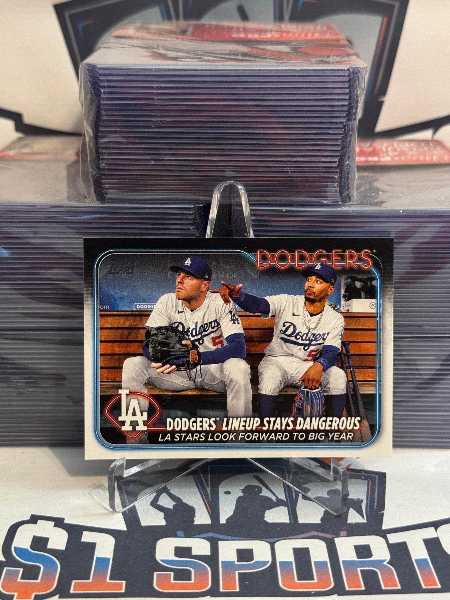 2024 Topps (Dodgers Team Card) Mookie Betts & Freddie Freeman #401