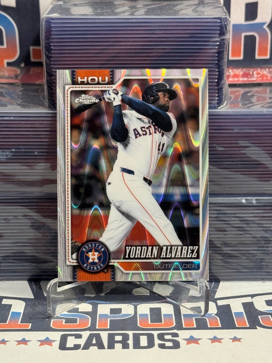 2026 Topps Chrome (RayWave Refractor) Yordan Alvarez #3
