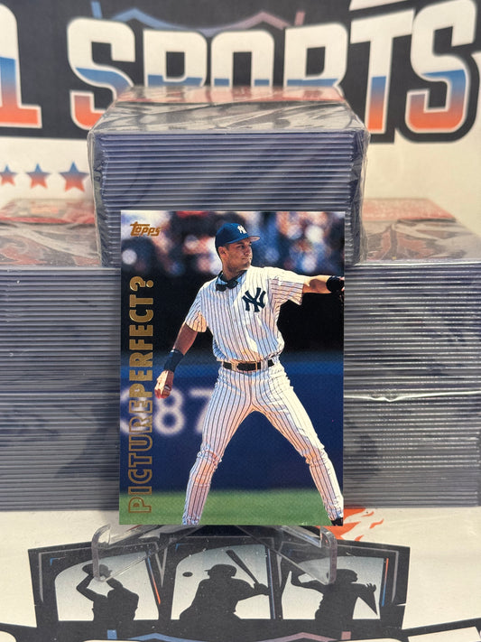 1998 Topps (Picture Perfect?) Derek Jeter #P10