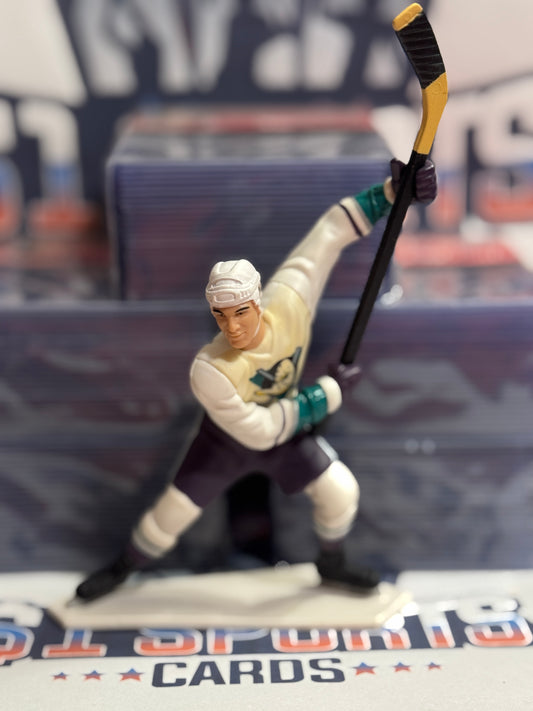 1996 Kenner Starting Lineup Paul Kariya