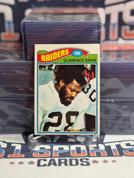 1977 Topps Clarence Davis #234