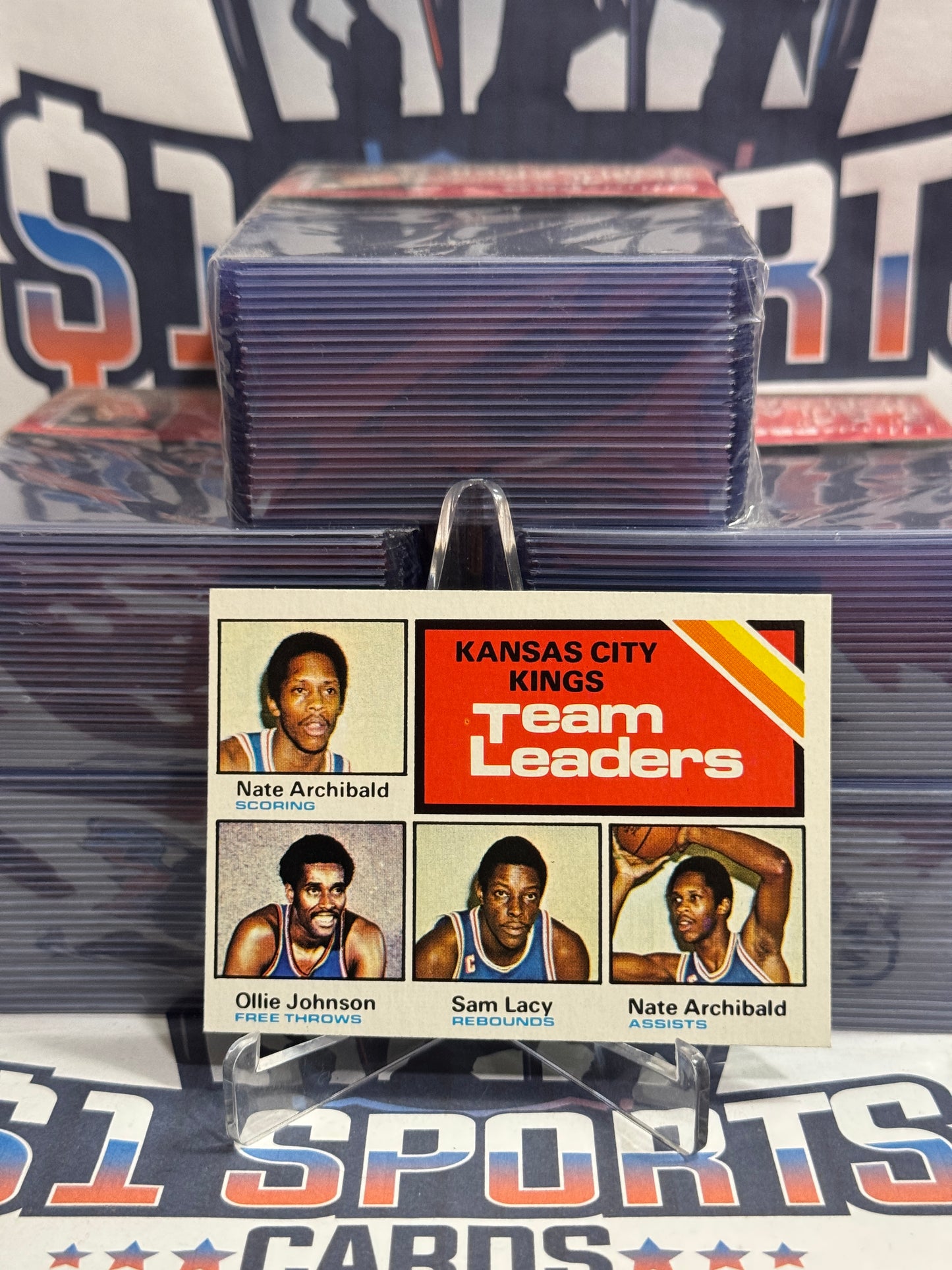 1969 Topps (Kings Team Leaders) Nate Archibald, Ollie Johnson, Sam Lacy #124