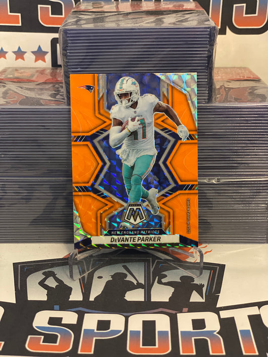 2022 Panini Mosaic (Orange Reactive Prizm) DaVante Parker #124