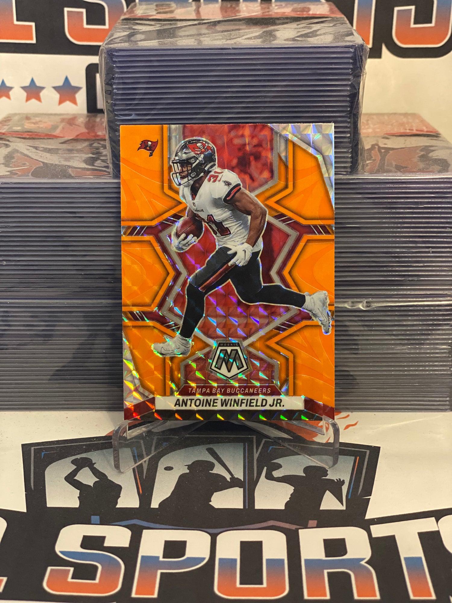 2022 Panini Mosaic (Orange Reactive Prizm) Antoine Winfield Jr. #235