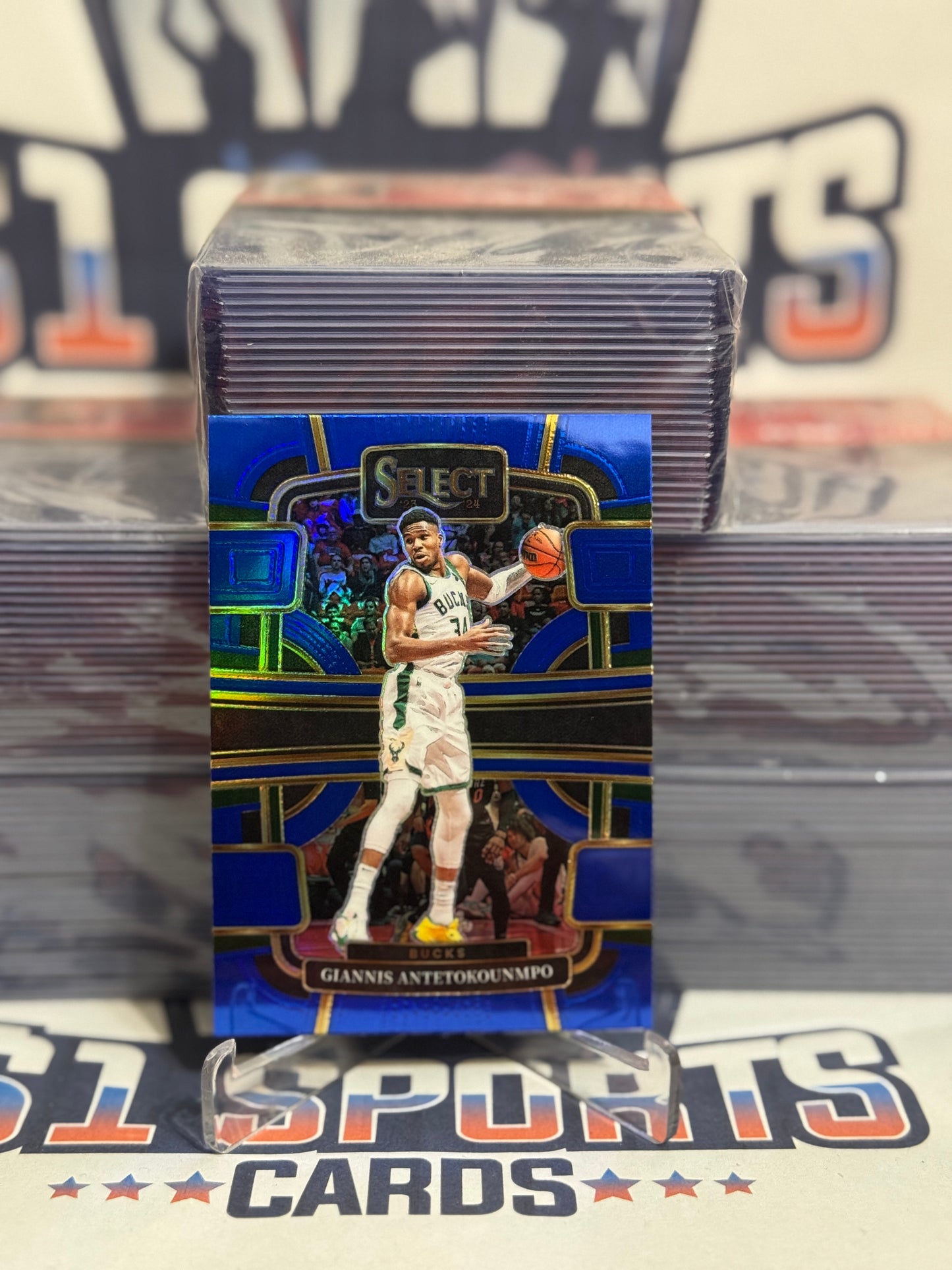 2023 Panini Select (Silver Prizm) Giannis Antetokounmpo #60