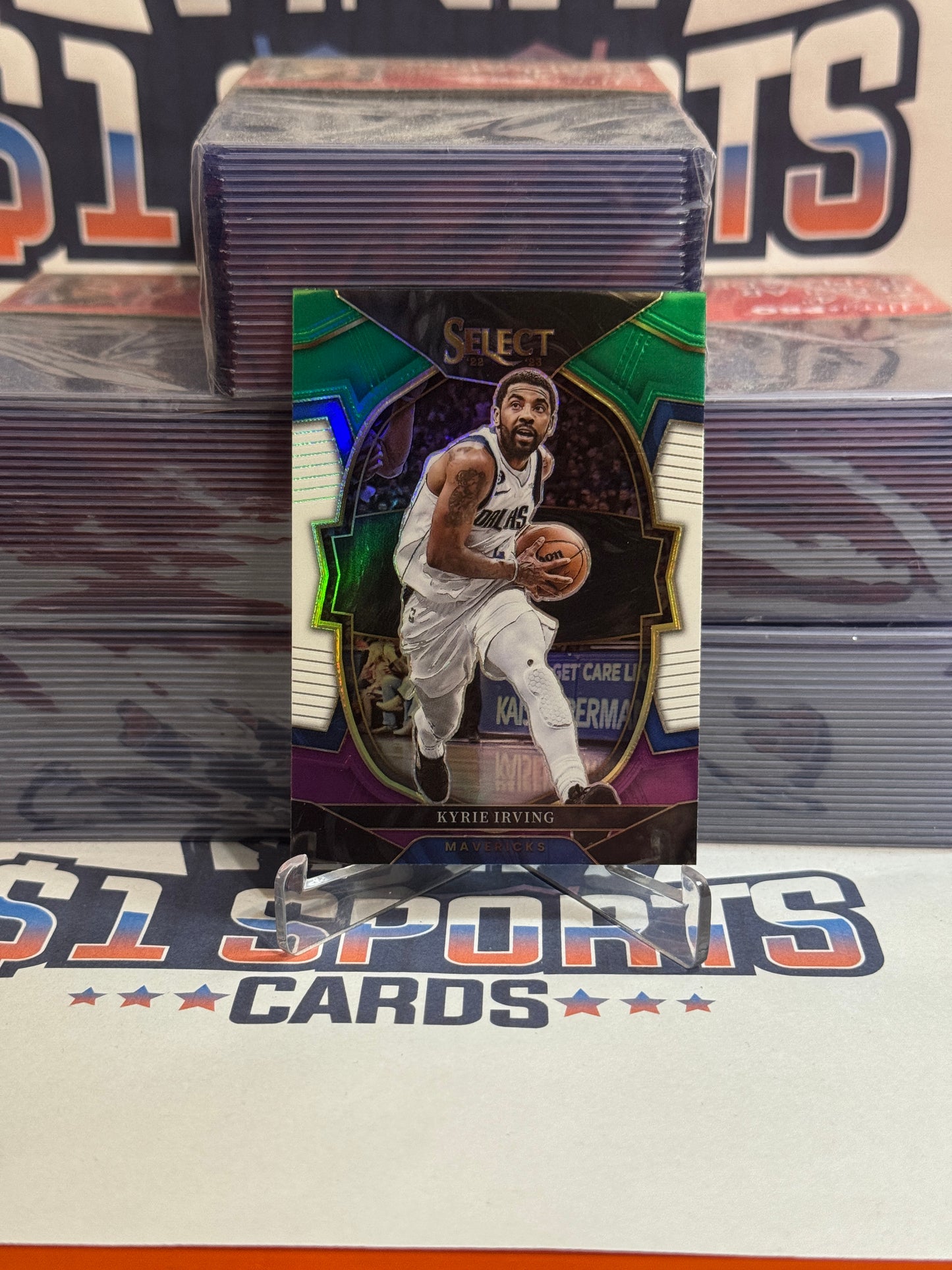 2022 Panini Select (Green White Purple Prizm) Kyrie Irving #30