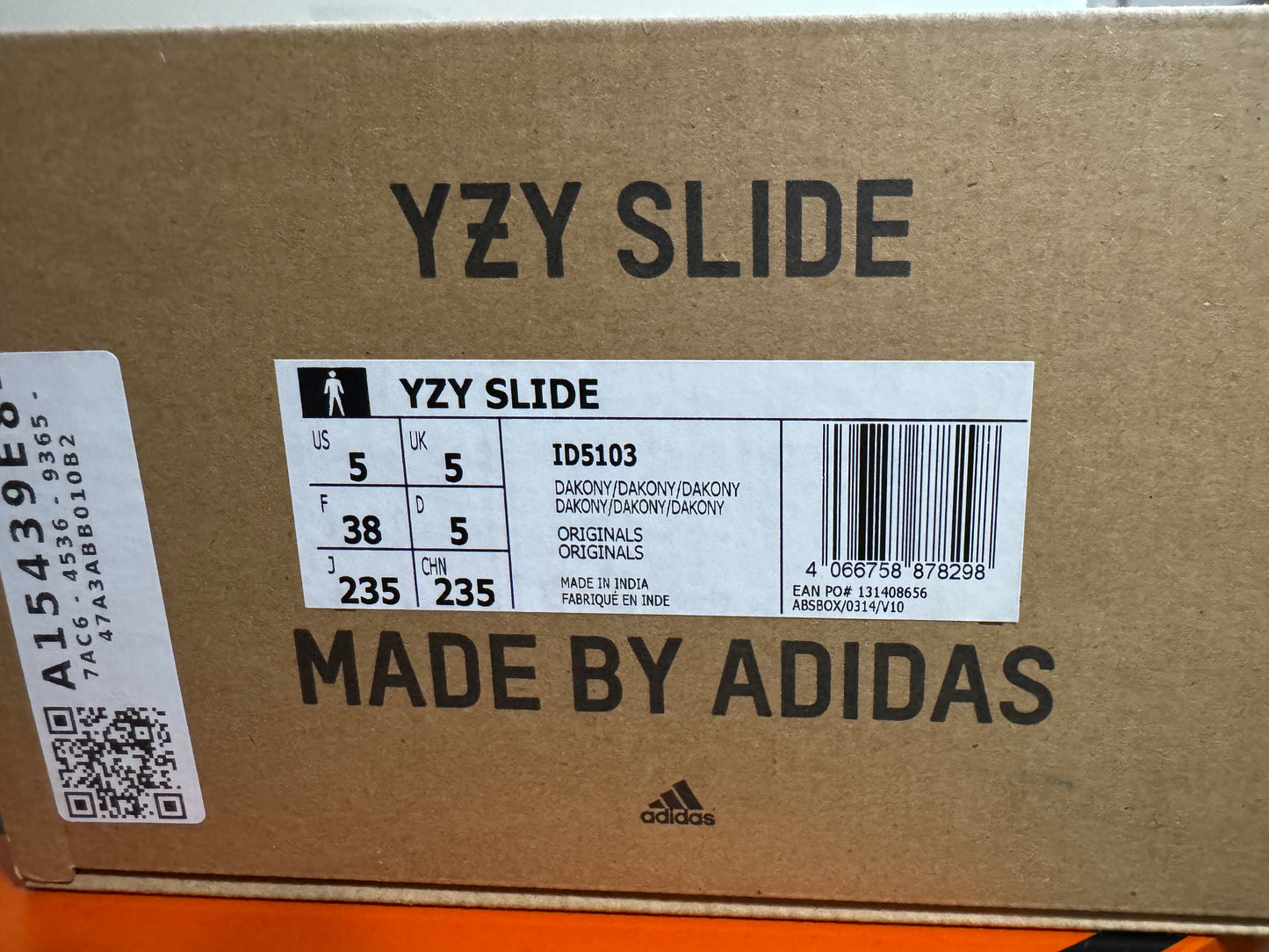 adidas Yeezy Slide Dark Onyx - Size US M 5 (Authenticated)