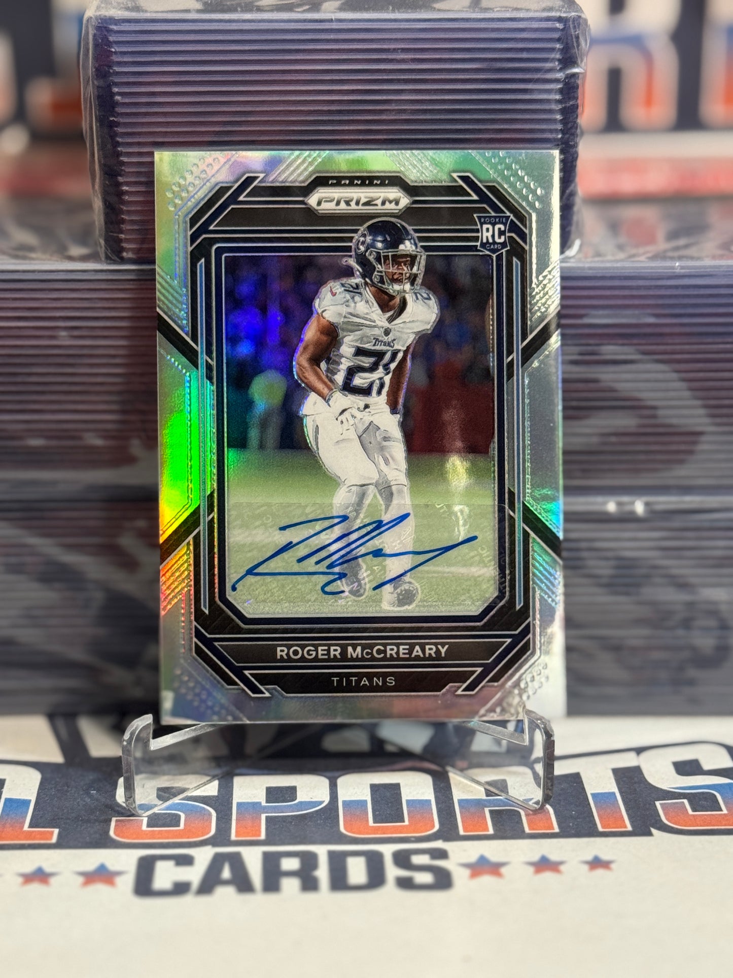 2022 Panini Prizm (Silver Prizm, Auto) Roger McCreary Rookie #382