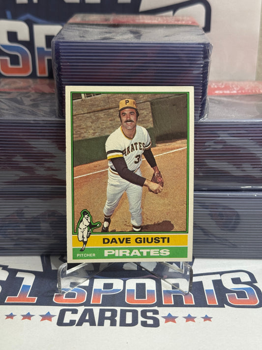 1976 Topps Dave Giusti #352