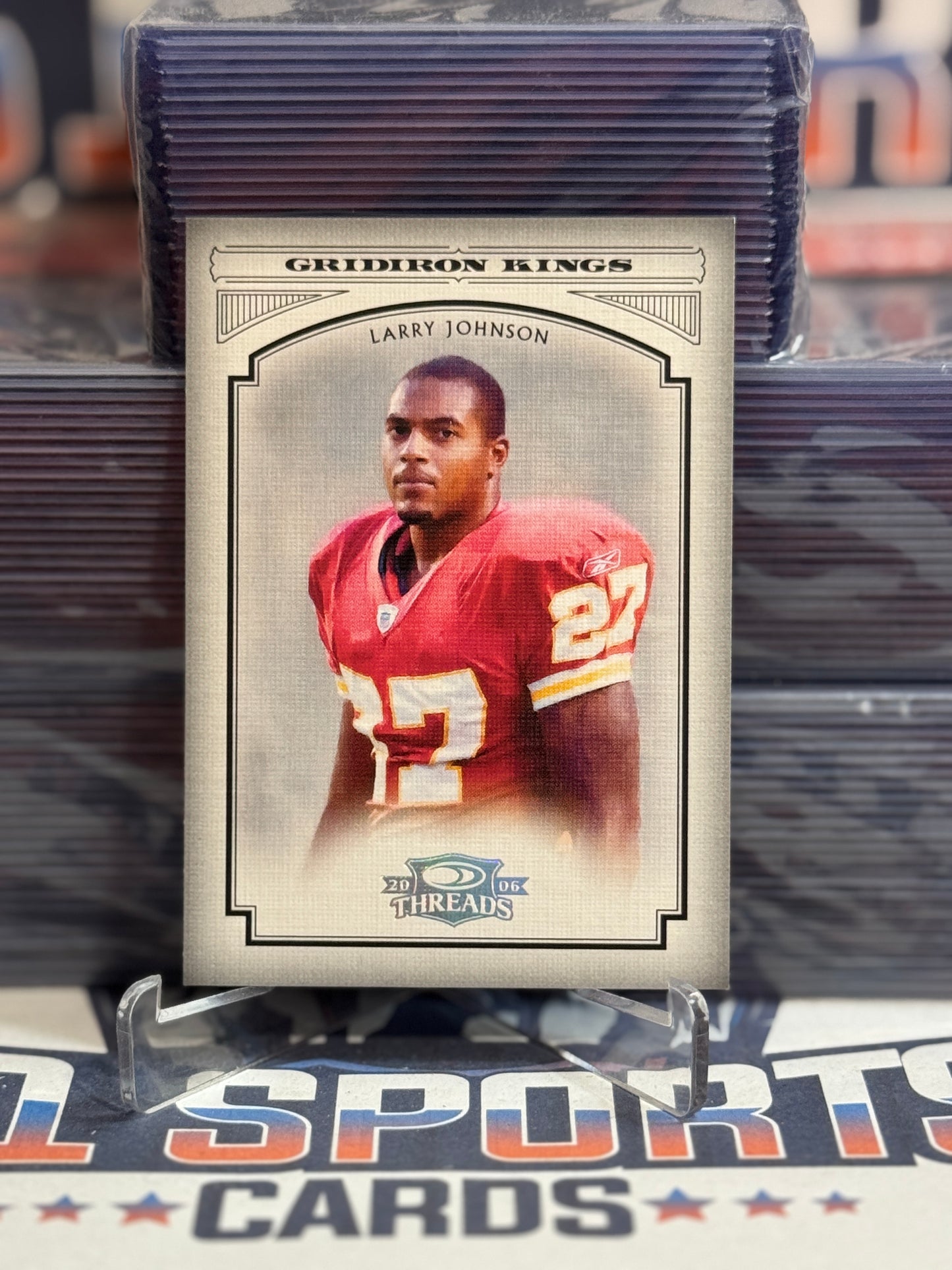 2006 Donruss Threads (Silver, Gridiron Kings 81/250) Larry Johnson #PGK-31