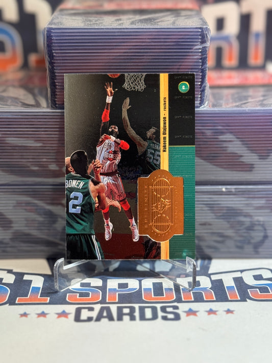1998 Upper Deck SPx Finite (4,201/10,000) Hakeem Olajuwon #2