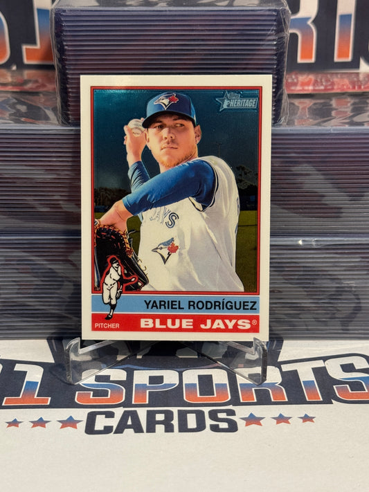 2025 Topps Heritage (Chrome) Yariel Rodriguez #357