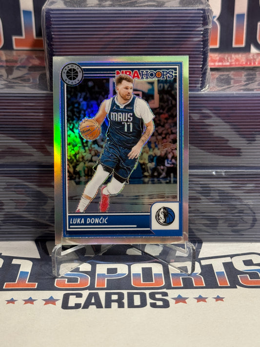 2023 Hoops Premium Stocks (Silver Prizm) Luka Doncic #9