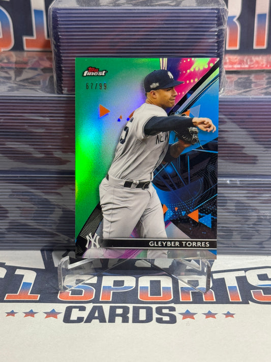 2021 Topps Finest (Green Refractor 67/99) Gleyber Torres #27