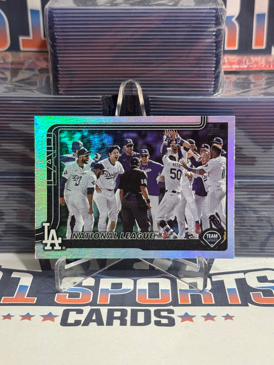 2024 Topps (Rainbow, Dodgers Team Card) Shohei Ohtani #302