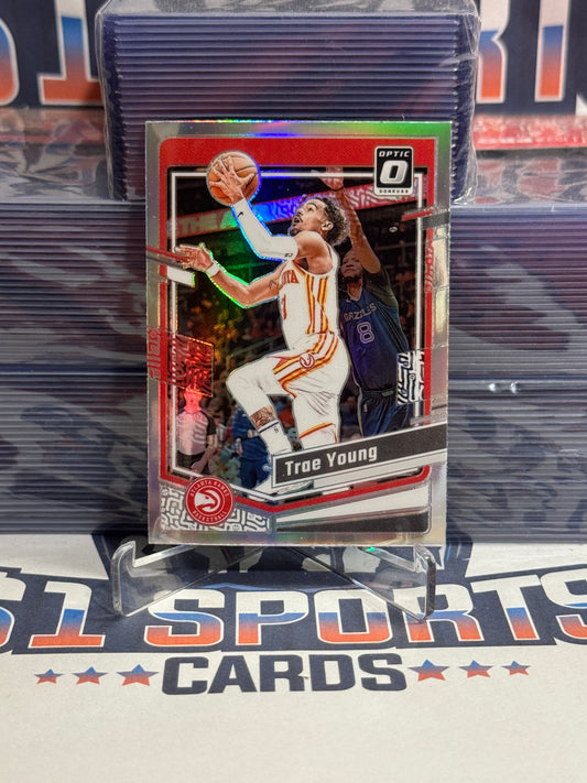 2023 Donruss Optic (Holo Prizm) Trae Young #135