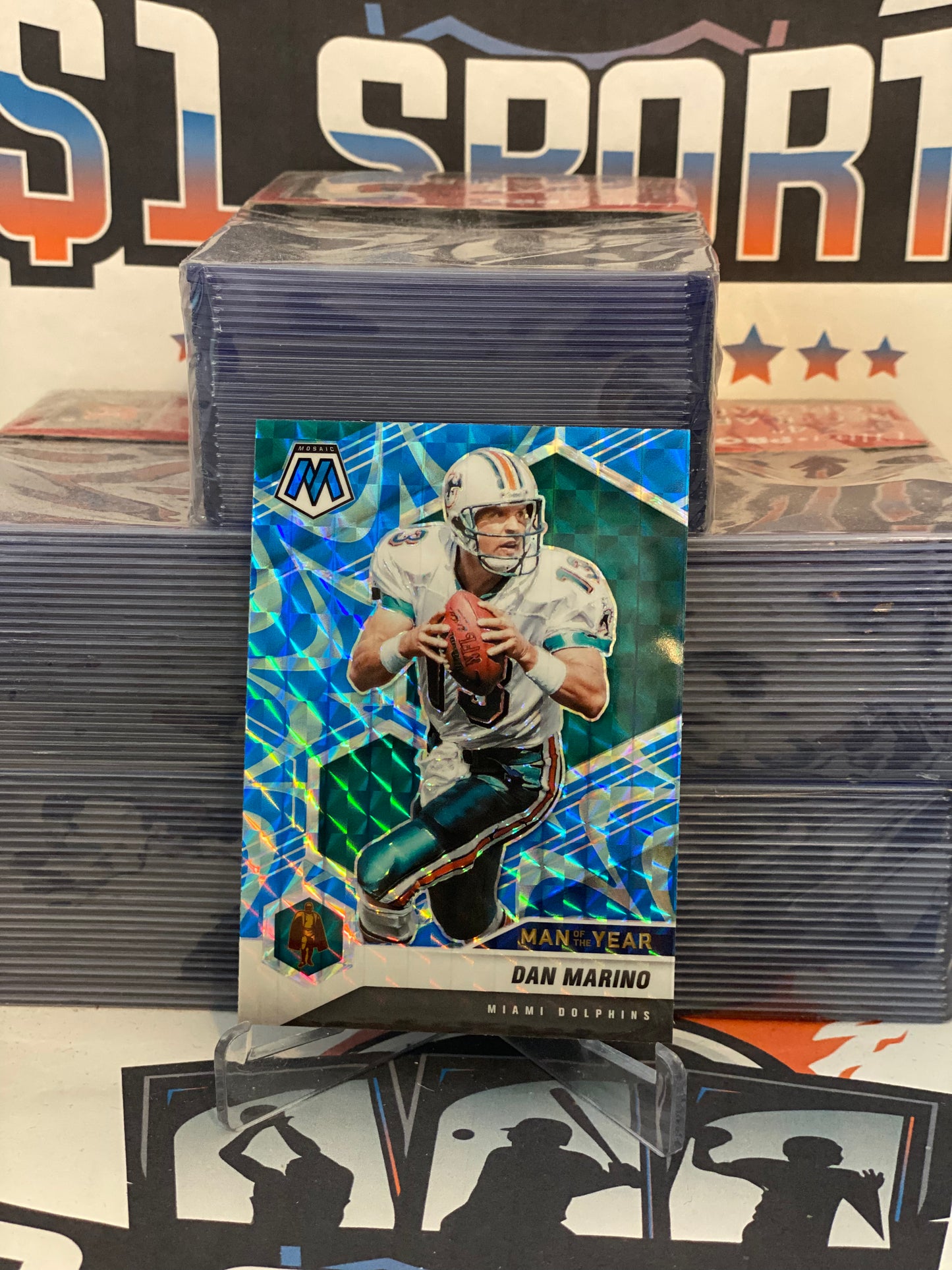 2021 Panini Mosaic (Blue Reactive Prizm, Man of the Year) Dan Marino #278