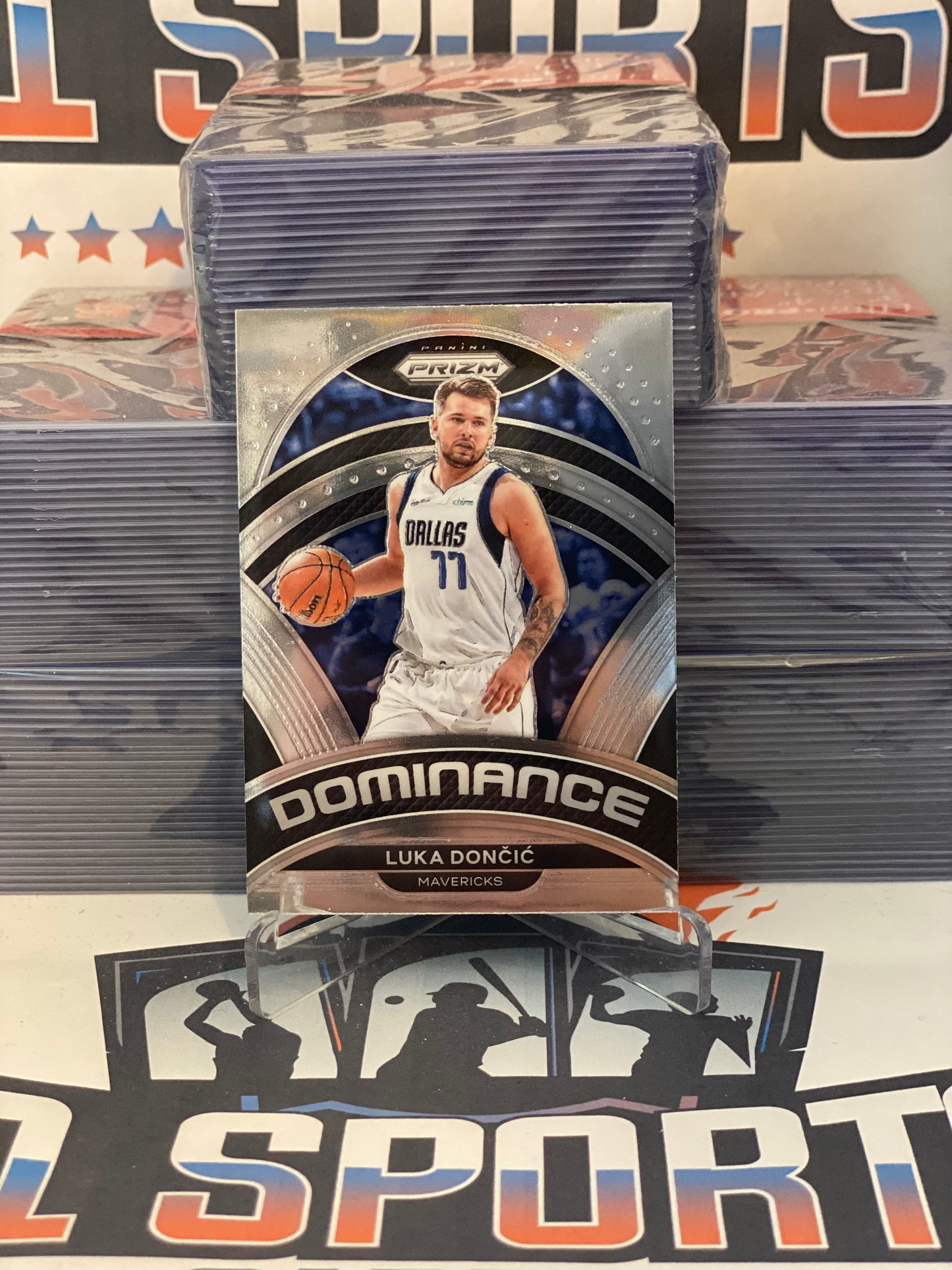2022 Panini Prizm (Dominance) Luka Doncic #3