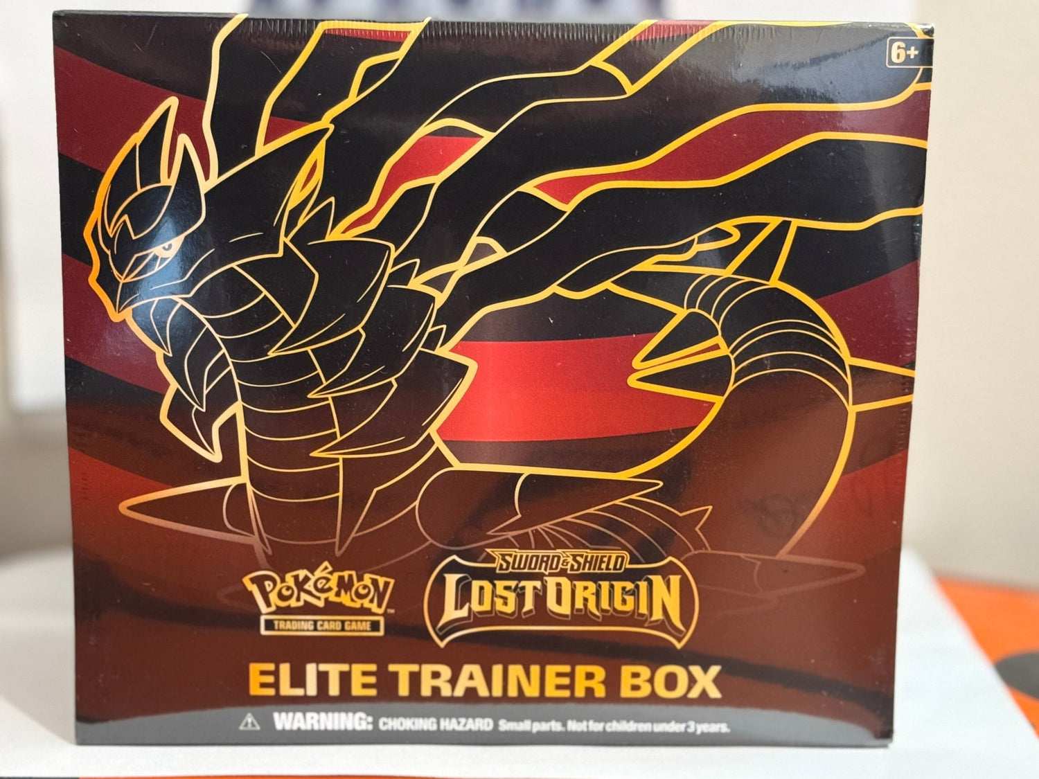 Pokemon TCG: Lost Origin - Elite Trainer Box (ETB)