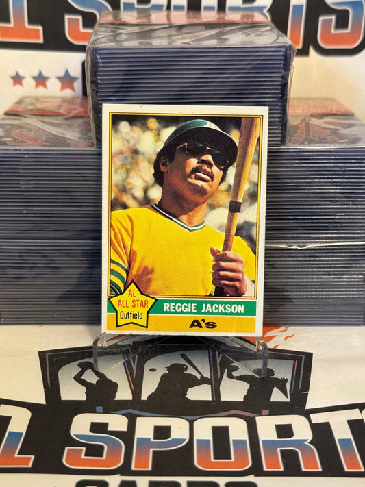 1976 Topps Reggie Jackson baseball card #500