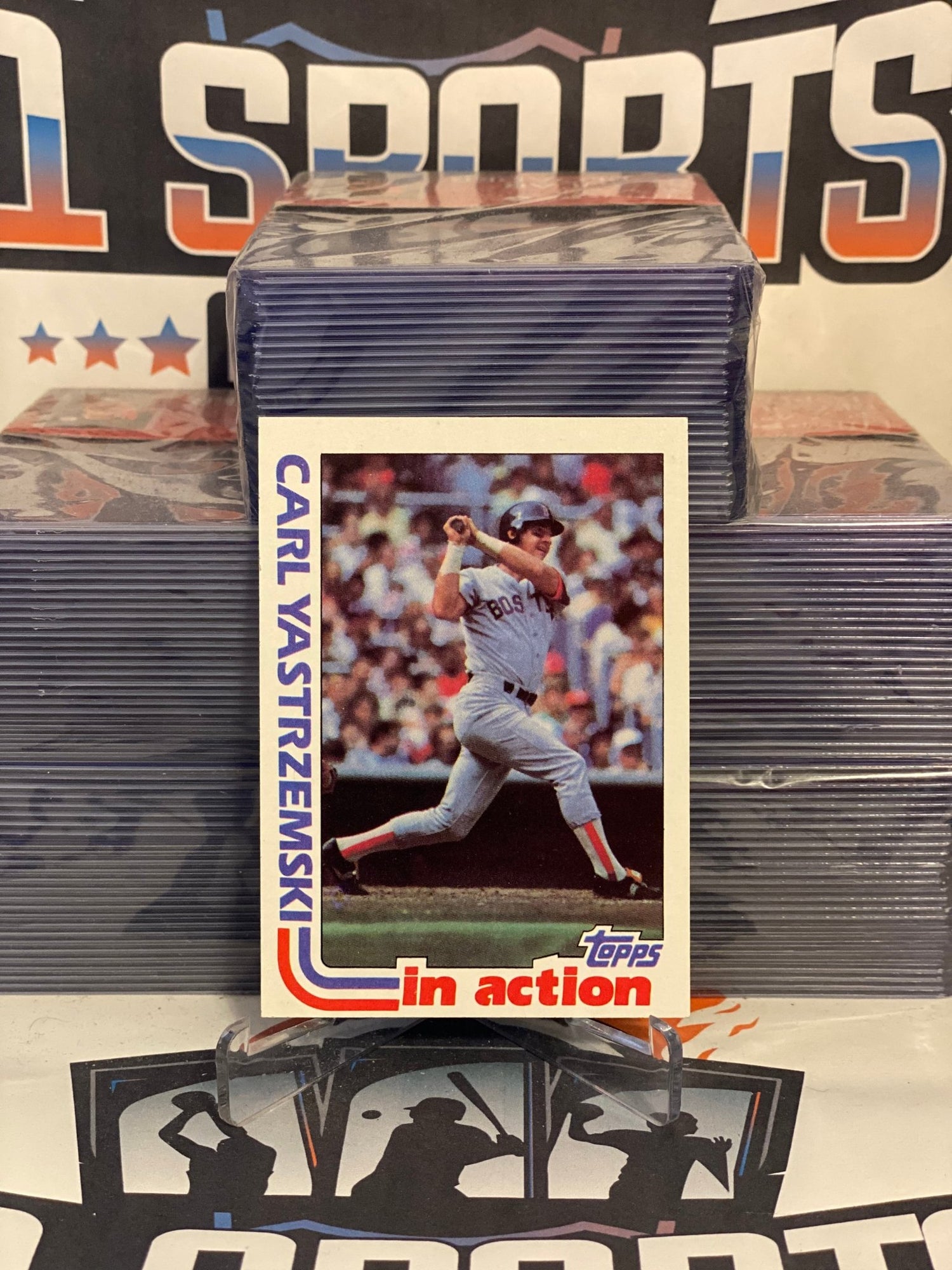 1982 Topps (In Action) Carl Yastrzemski #651