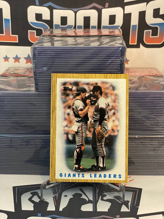 1987 Topps (Giants Team Card) Bob Brenly & Jim Gott #231
